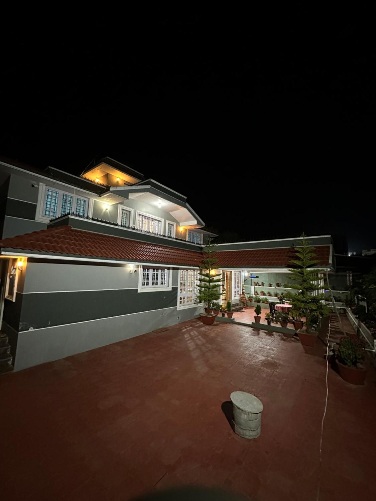 Homestay Nivi By Lexstays *