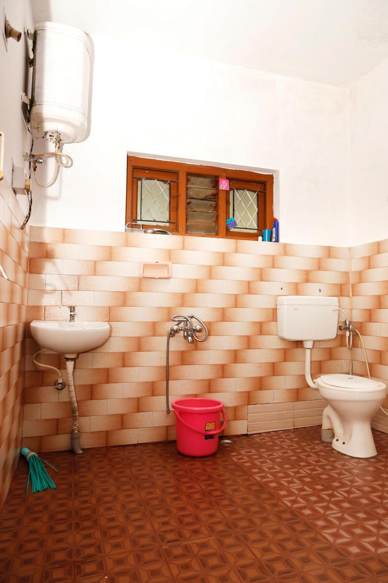 Hilltop Homestay Apartment *