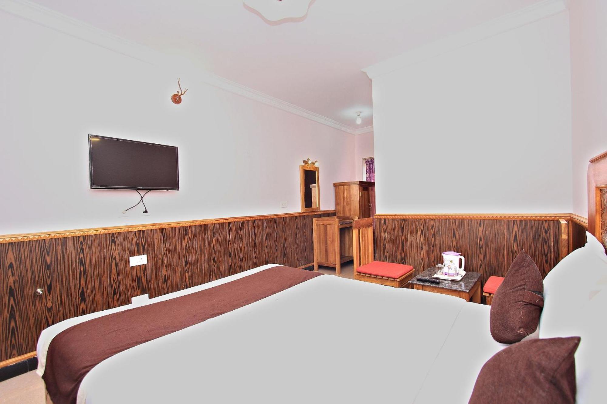 Hotel Capital O 8709 Rain Forest 3*