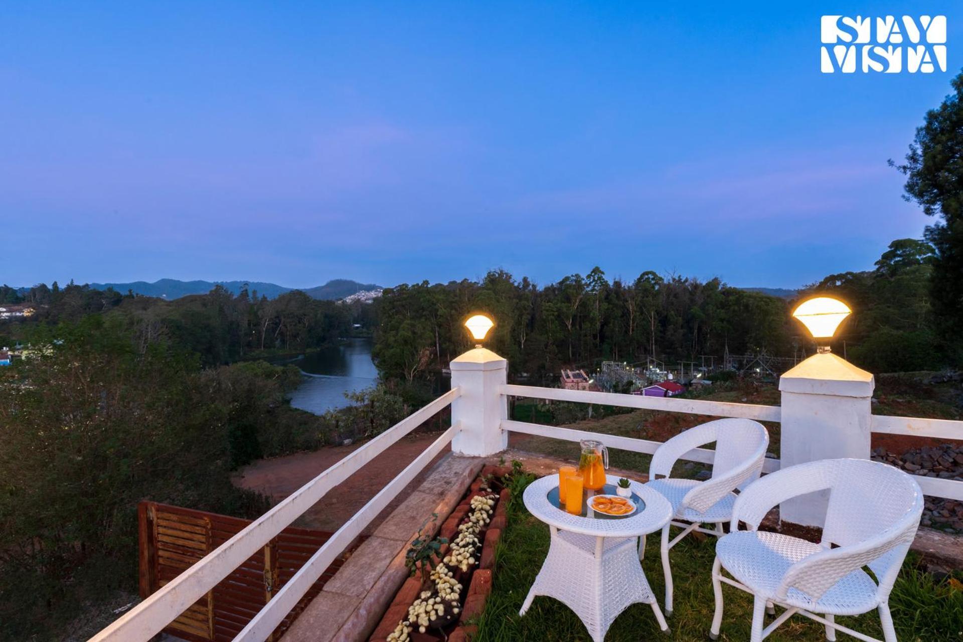 Stayvista At Brook's Retreat Villa *