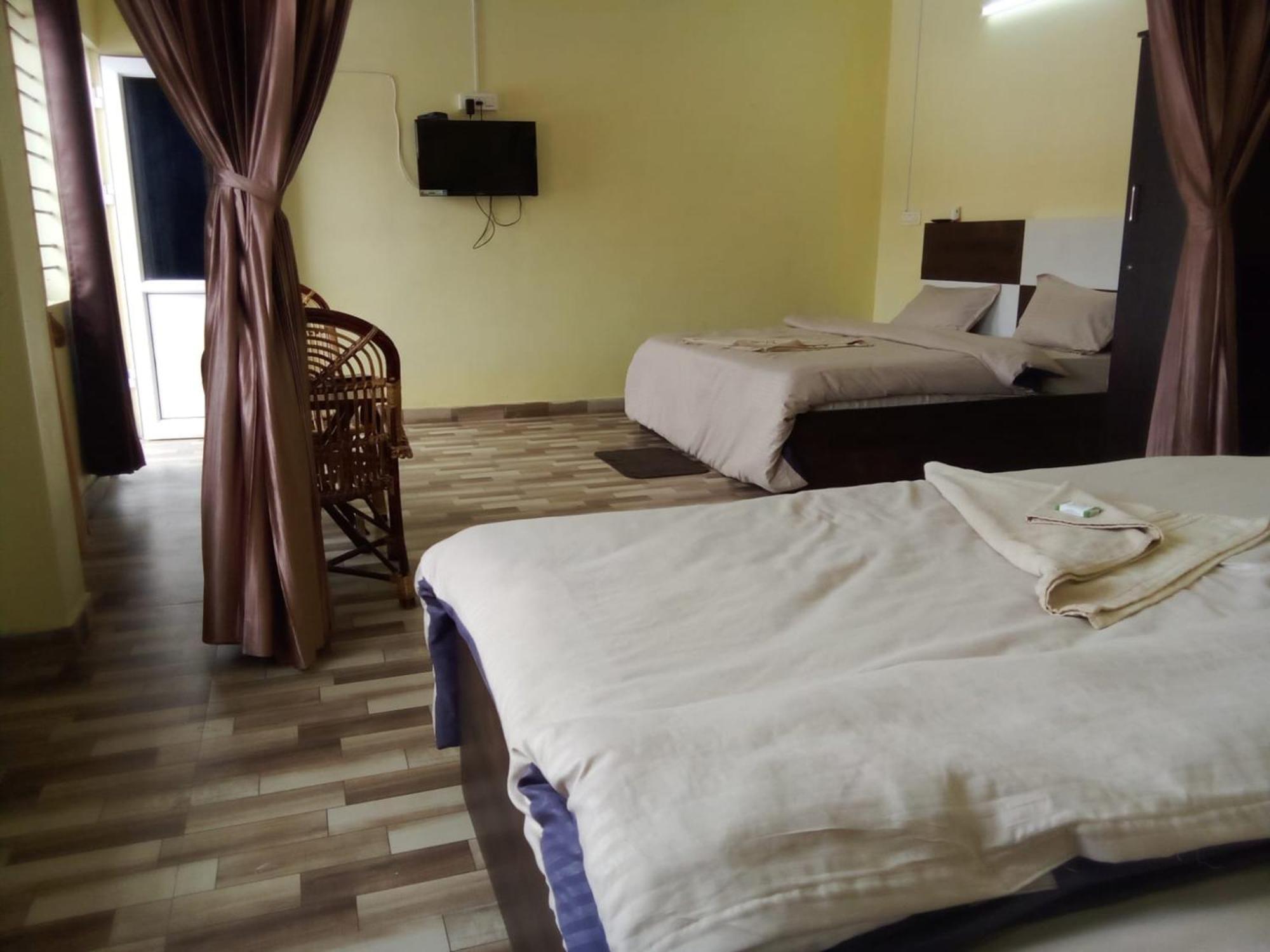 Bed & Breakfast Jeru Homes *