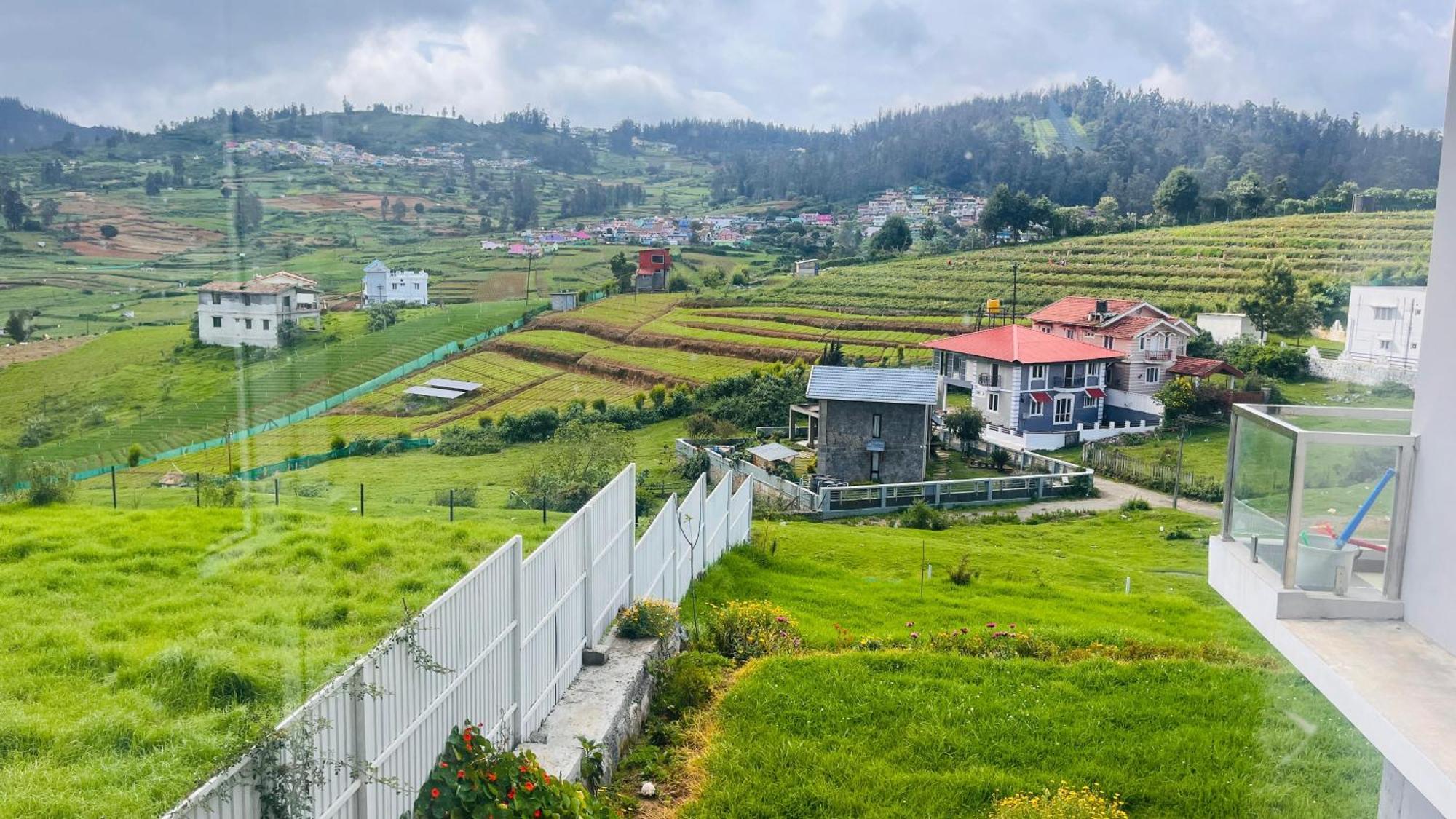 Away From - Iii Ooty