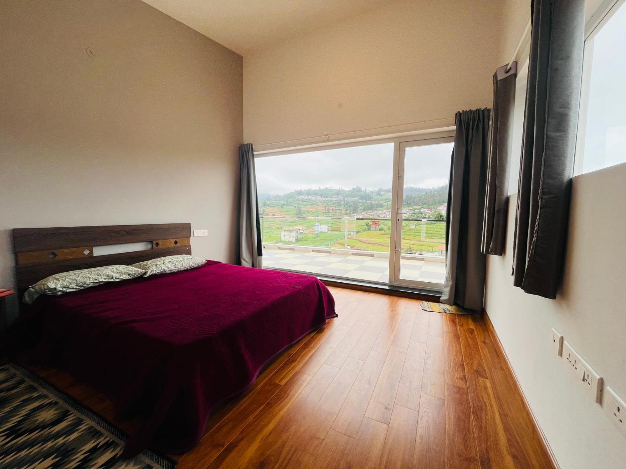 Homestay Away From - Iii