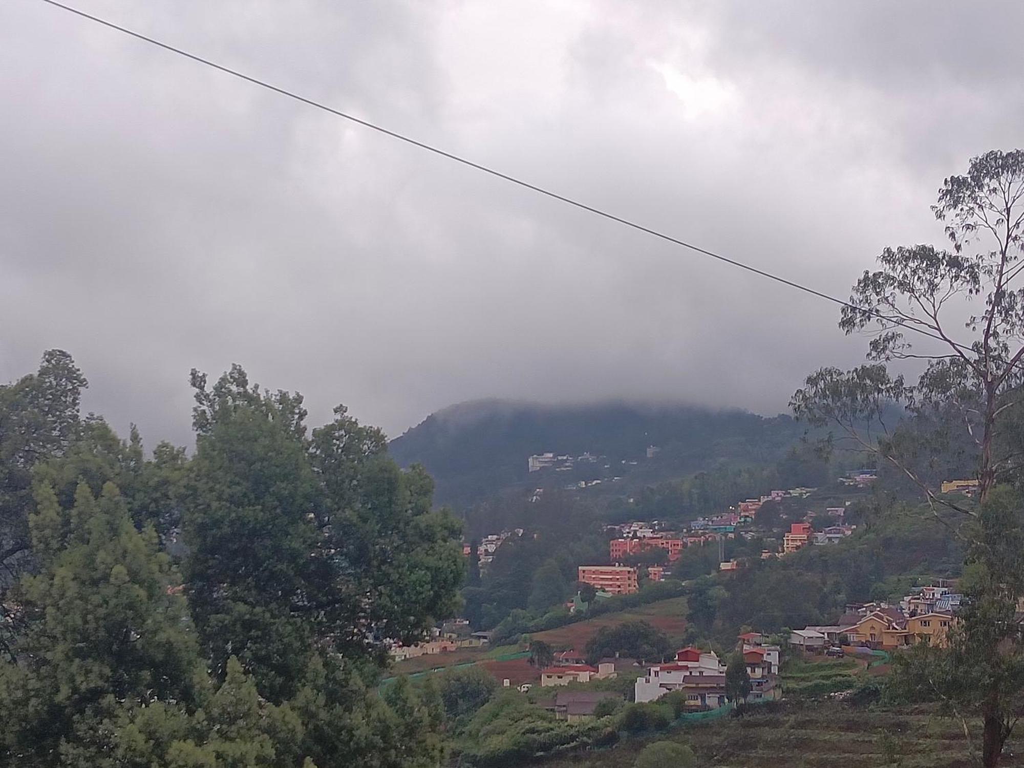 Abbu Royal Palace * Ooty