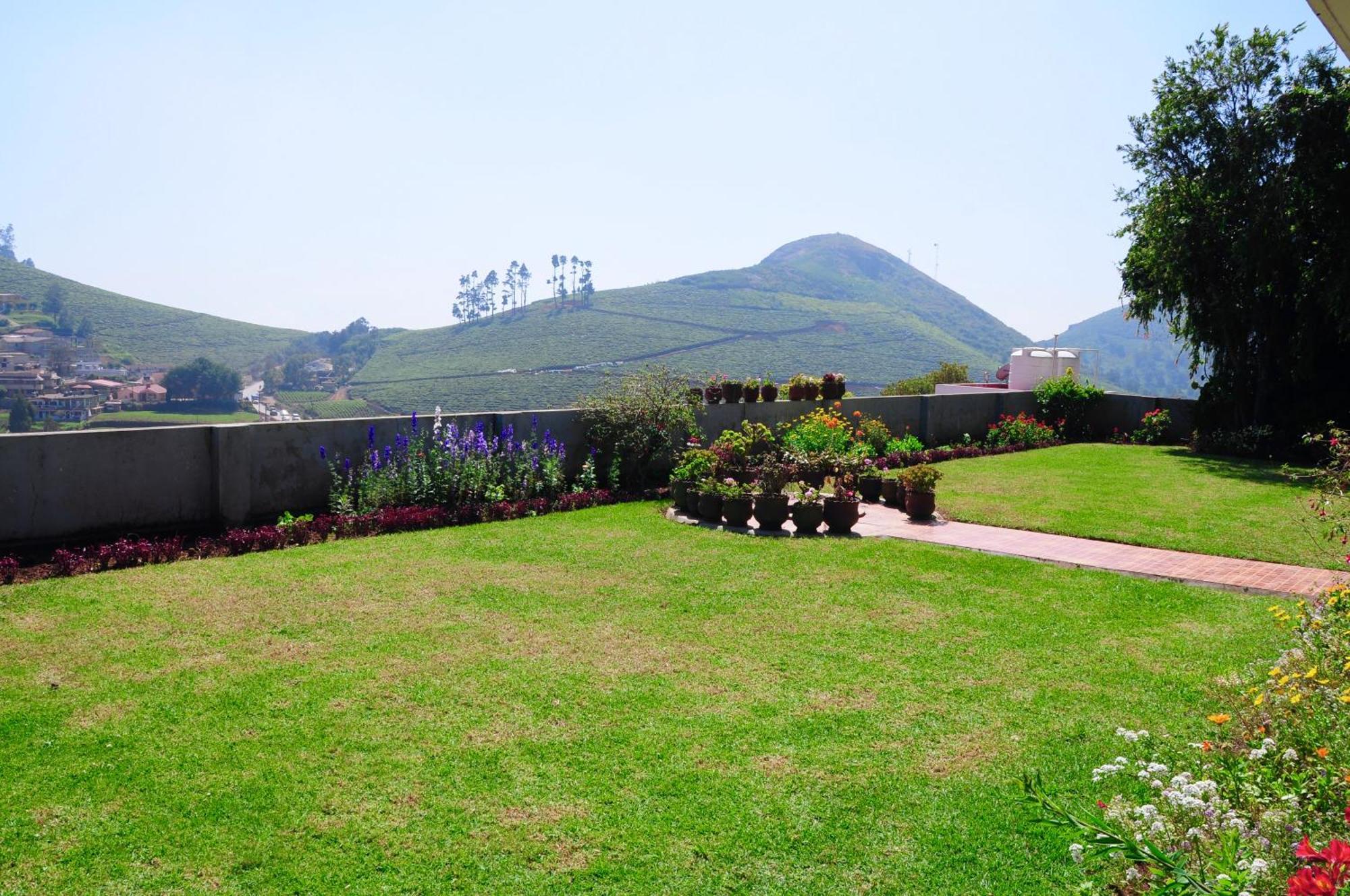 Away From - Ii Ooty