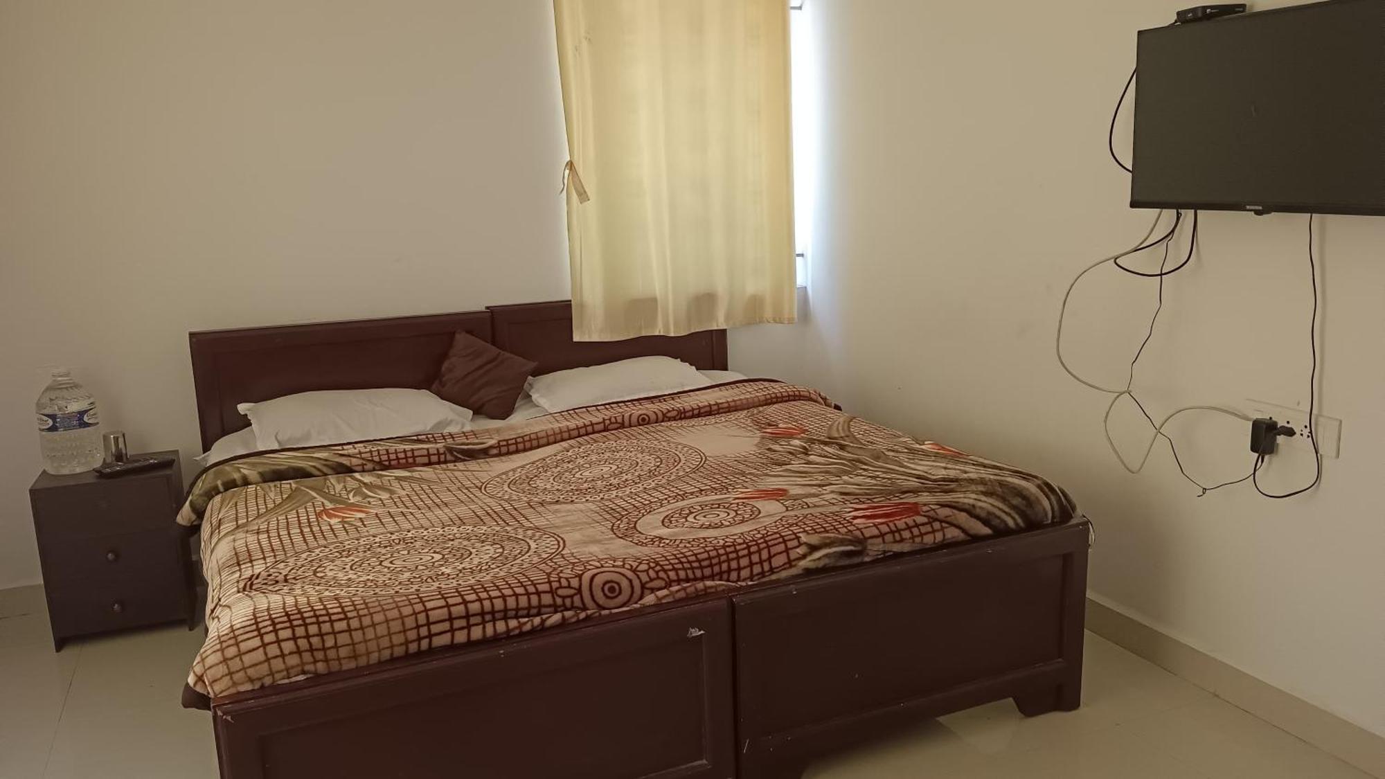 Abbu Royal Palace Bed & Breakfast Ooty