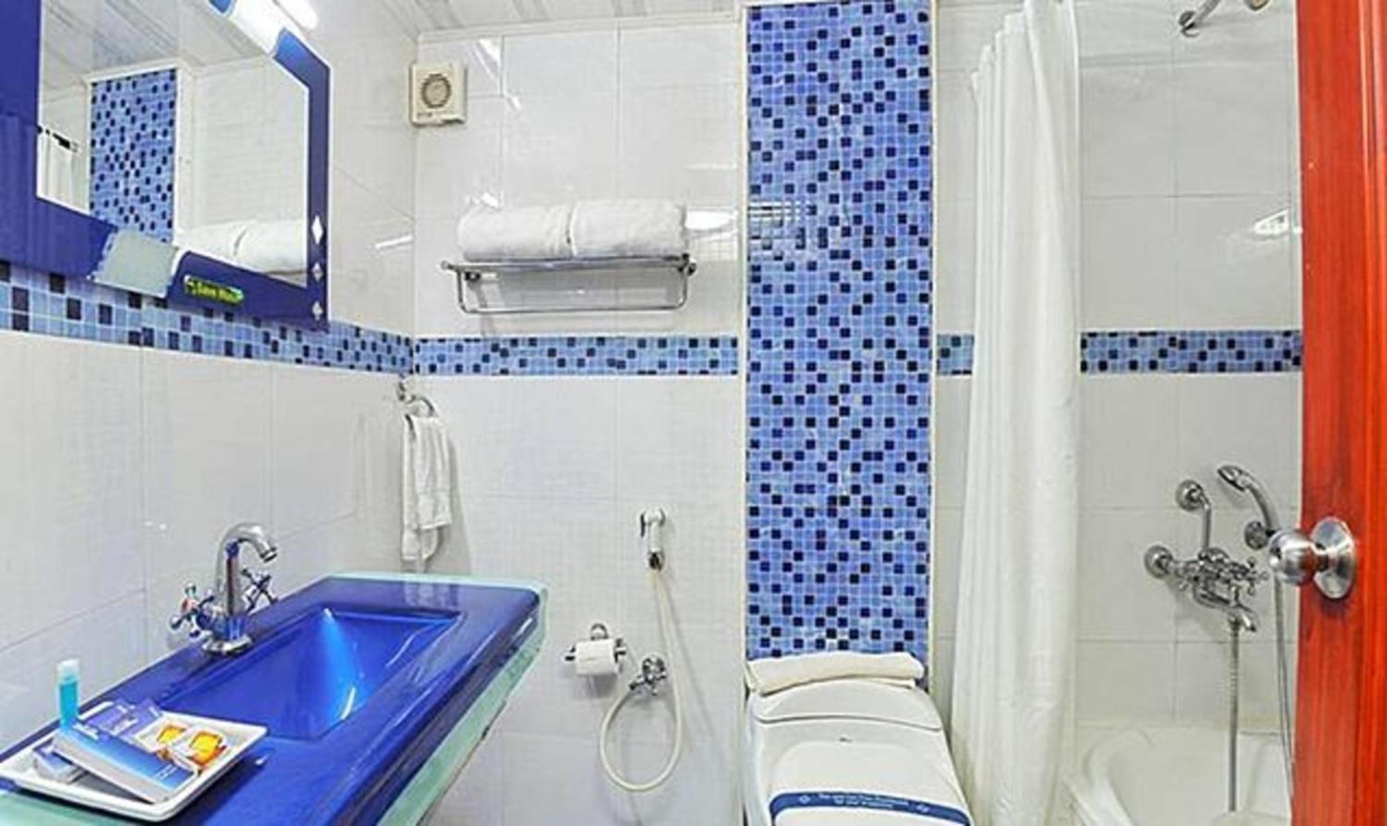 Hotel Ponmariresidency 3*