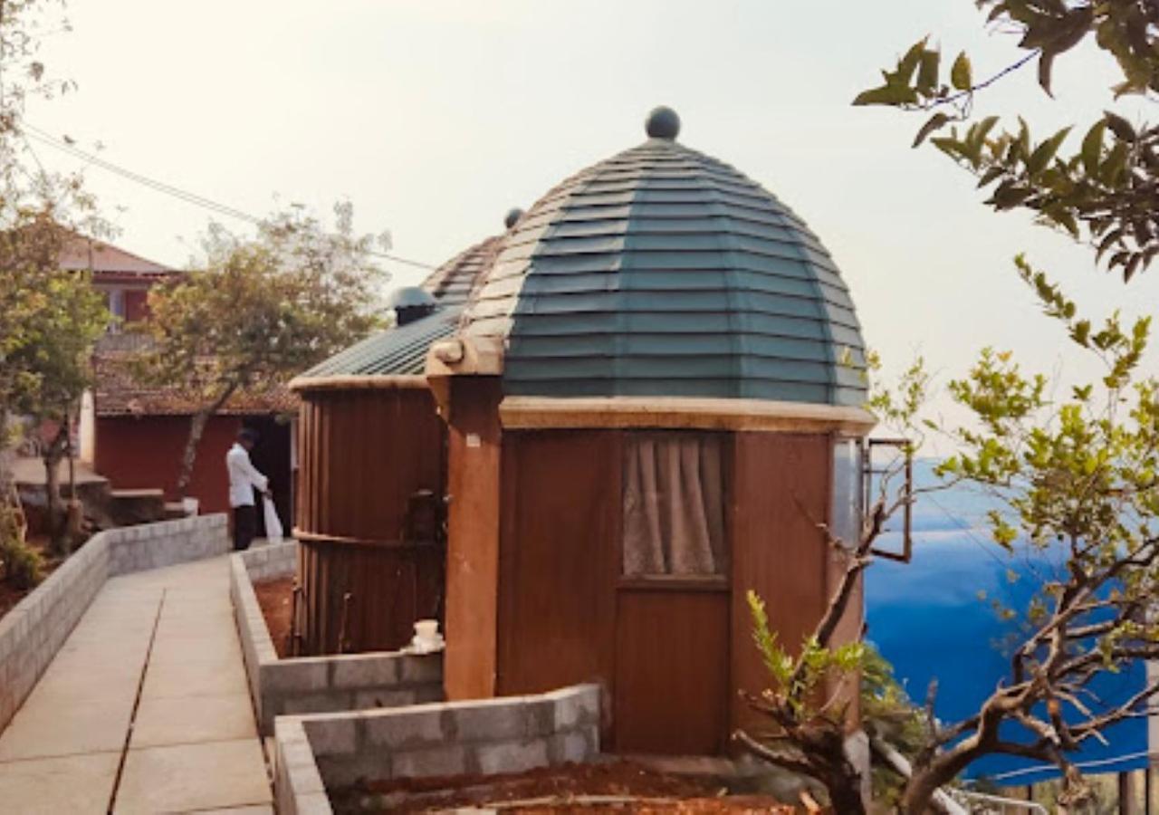 Jj Divine Hiland Hotel 4*