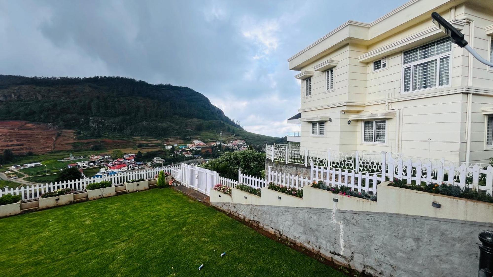Away From - 4 - In Ooty, Homestay *