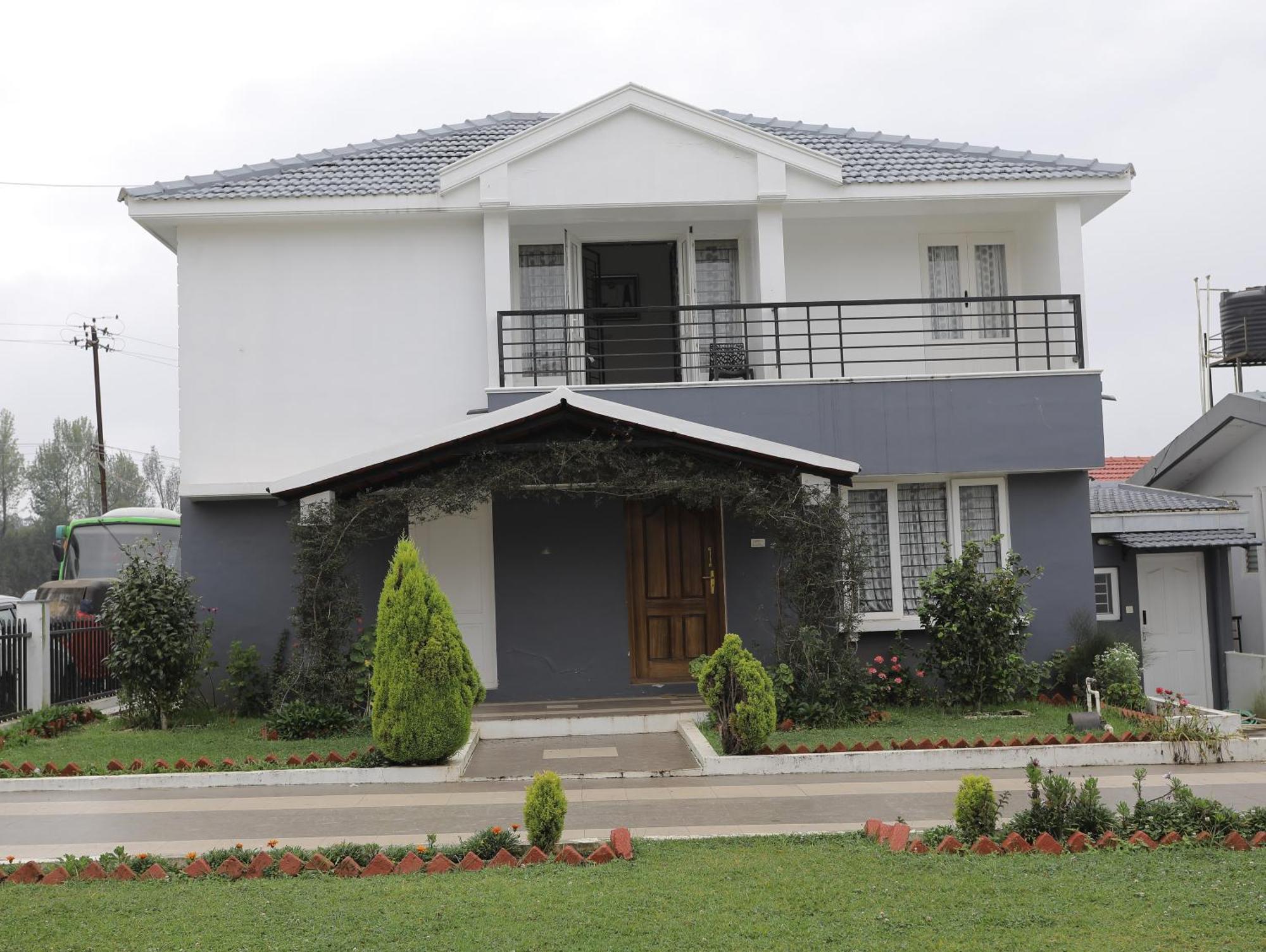 Villa Roseland Premium By Lexstays Ooty