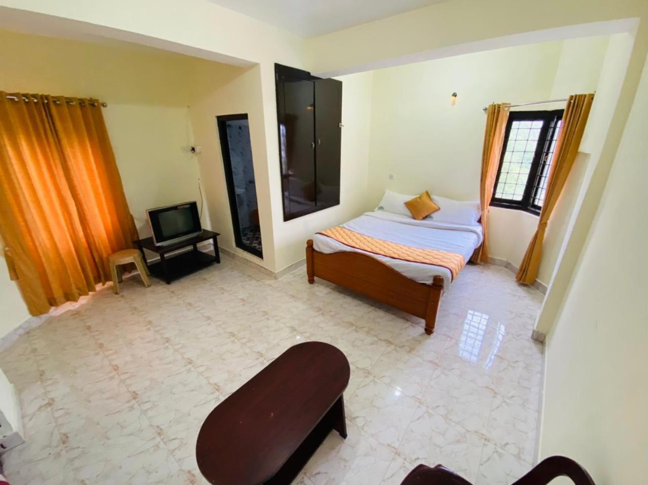 Hotel Bob Leisure