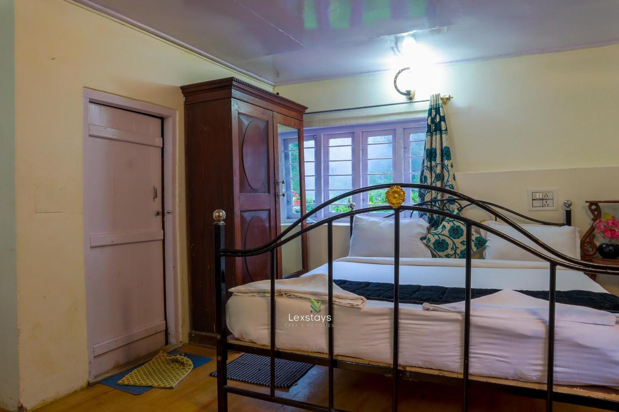 Heritage Woods By Lexstays * Ooty