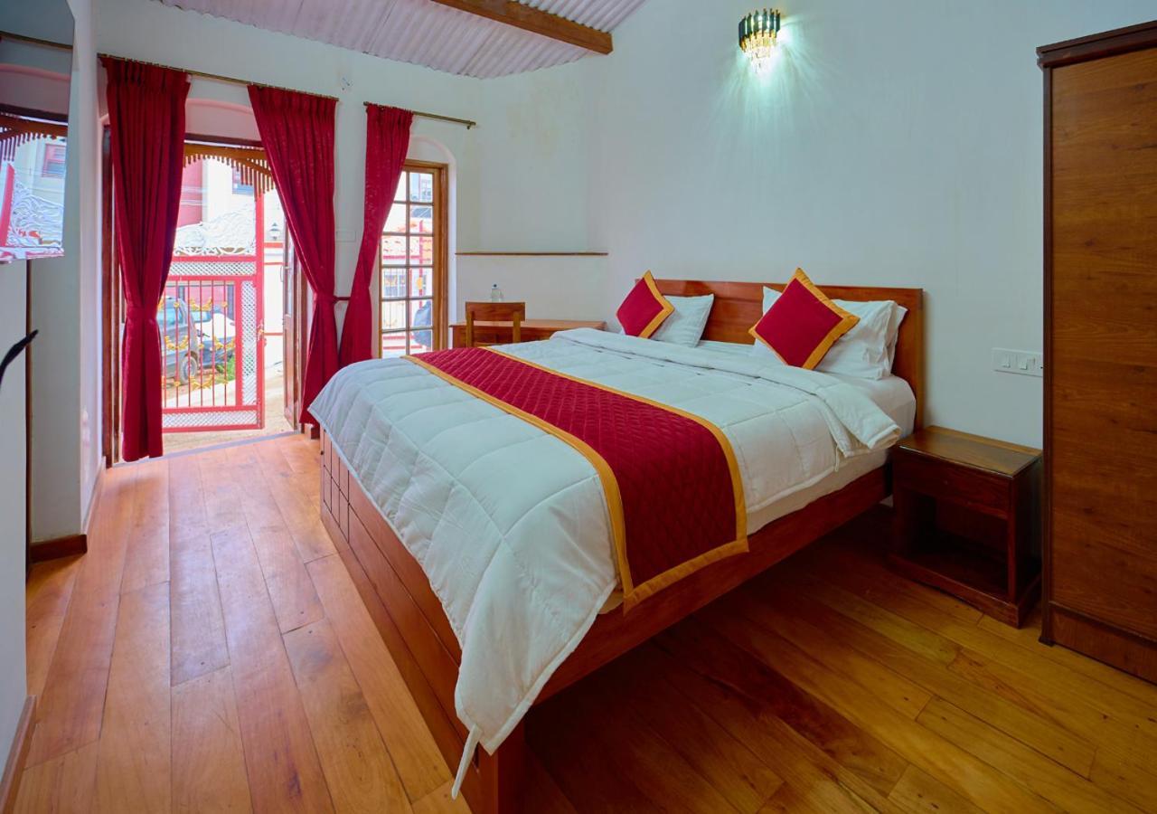Shivs Heritage By Voye Homes Homestay Ooty