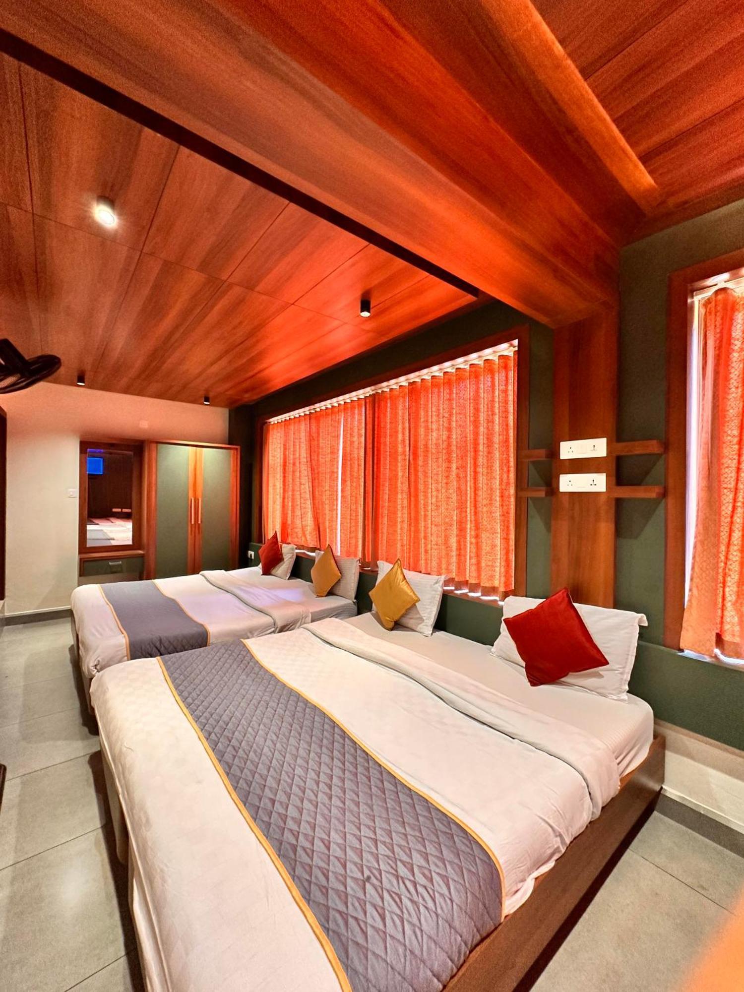 Palace Hotel 2*