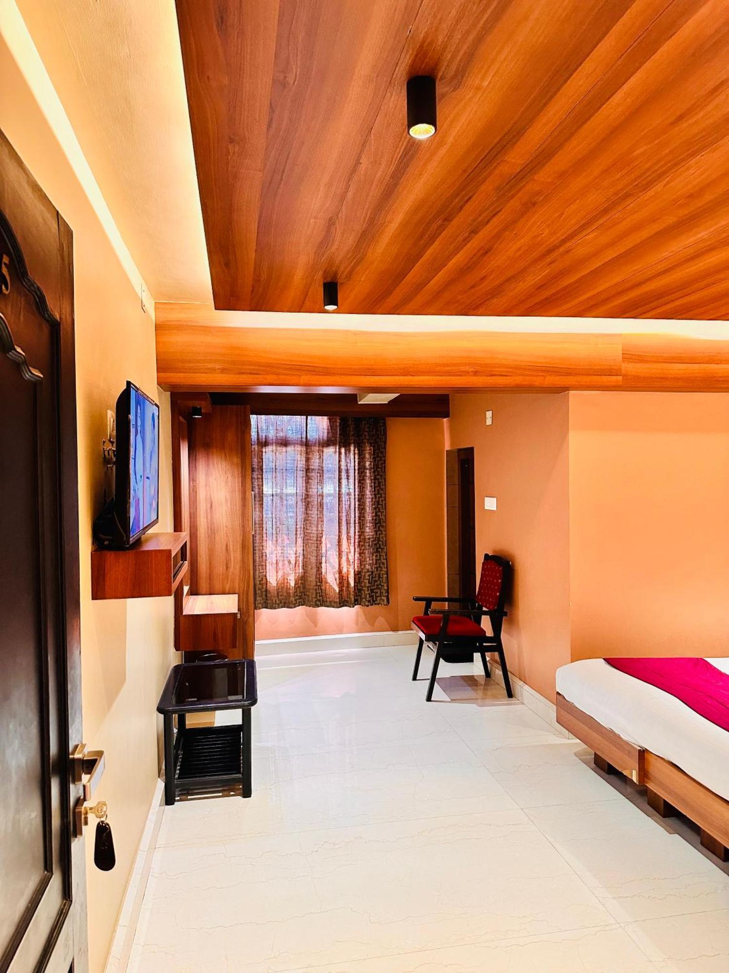 Hotel Palace Ooty
