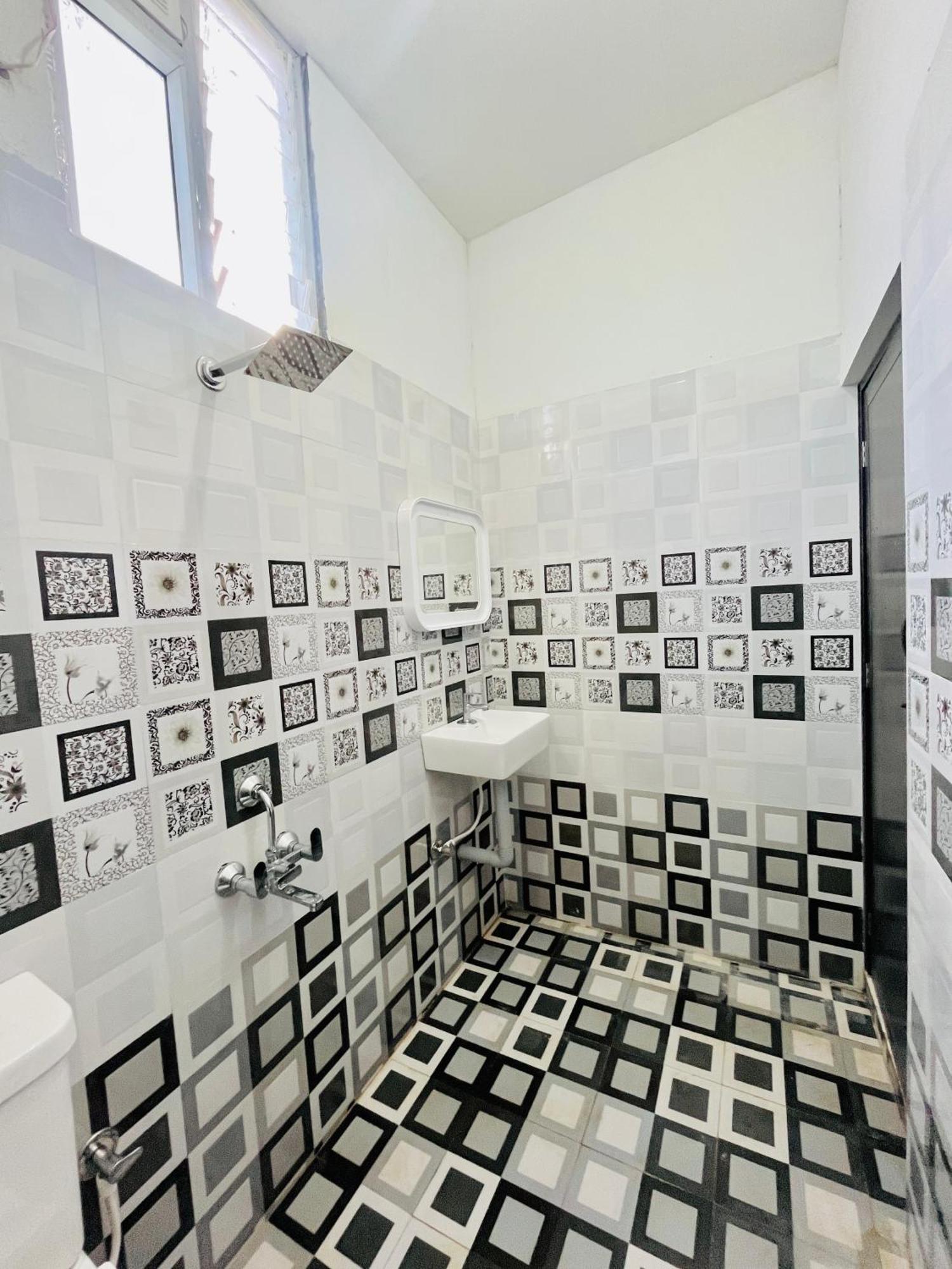 Hotel Sri Hari Shrinivas Residency