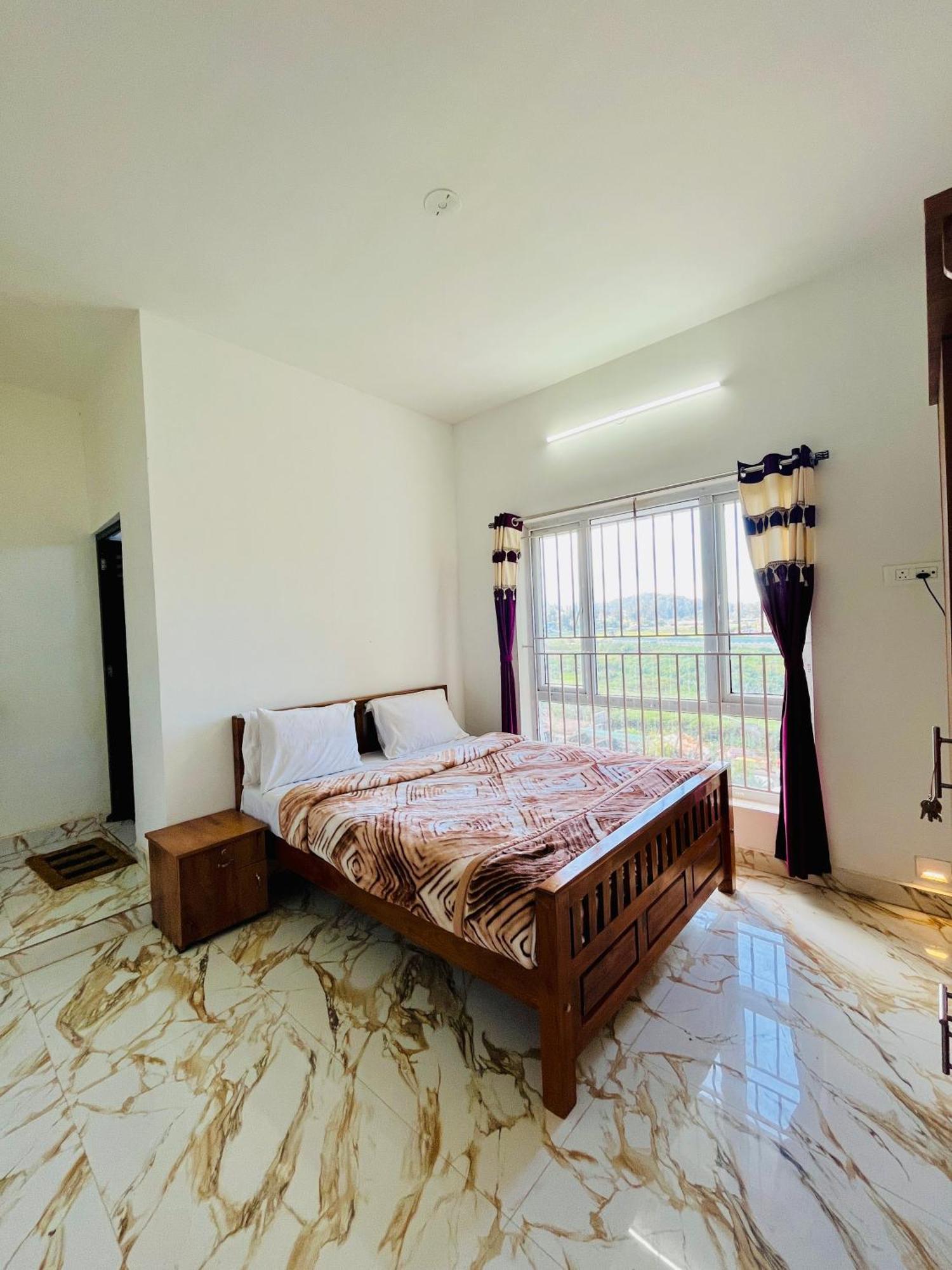 Hotel Sri Hari Shrinivas Residency *