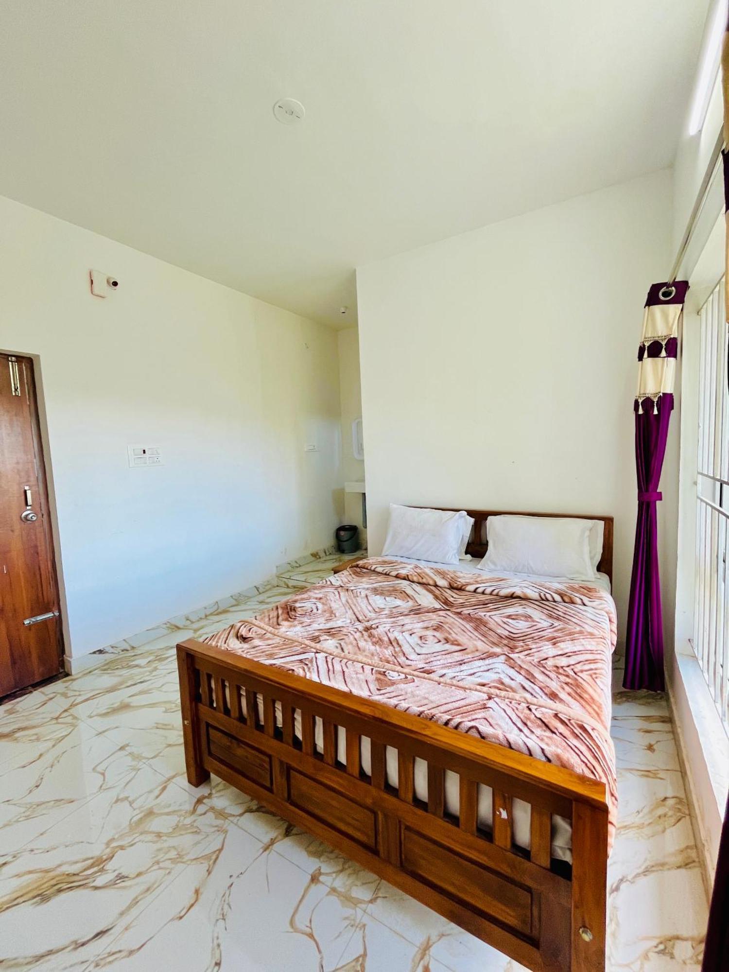 Sri Hari Shrinivas Residency Ooty