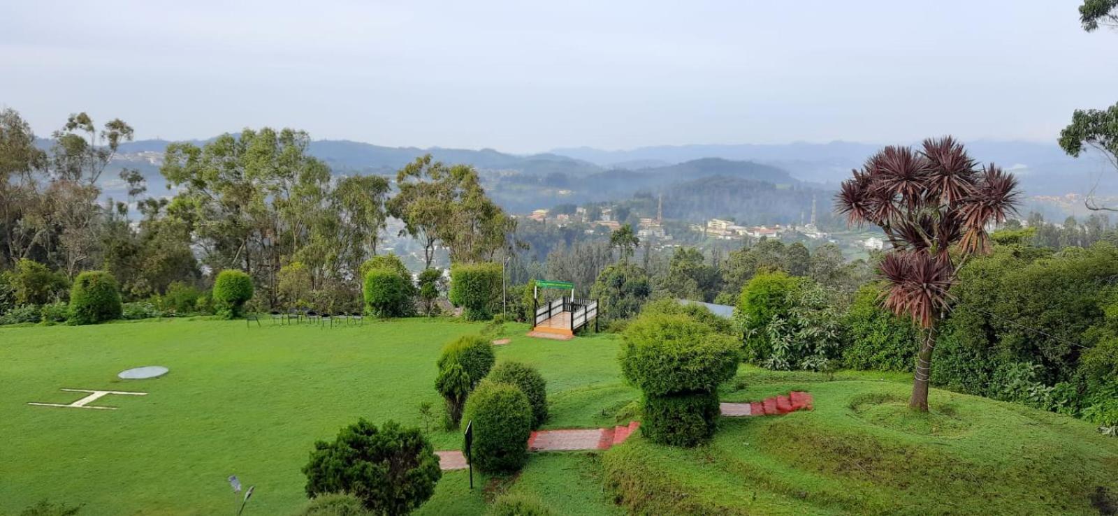 The Monarch Hotel Ooty