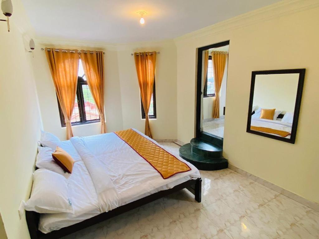 White Legacy Bed & Breakfast