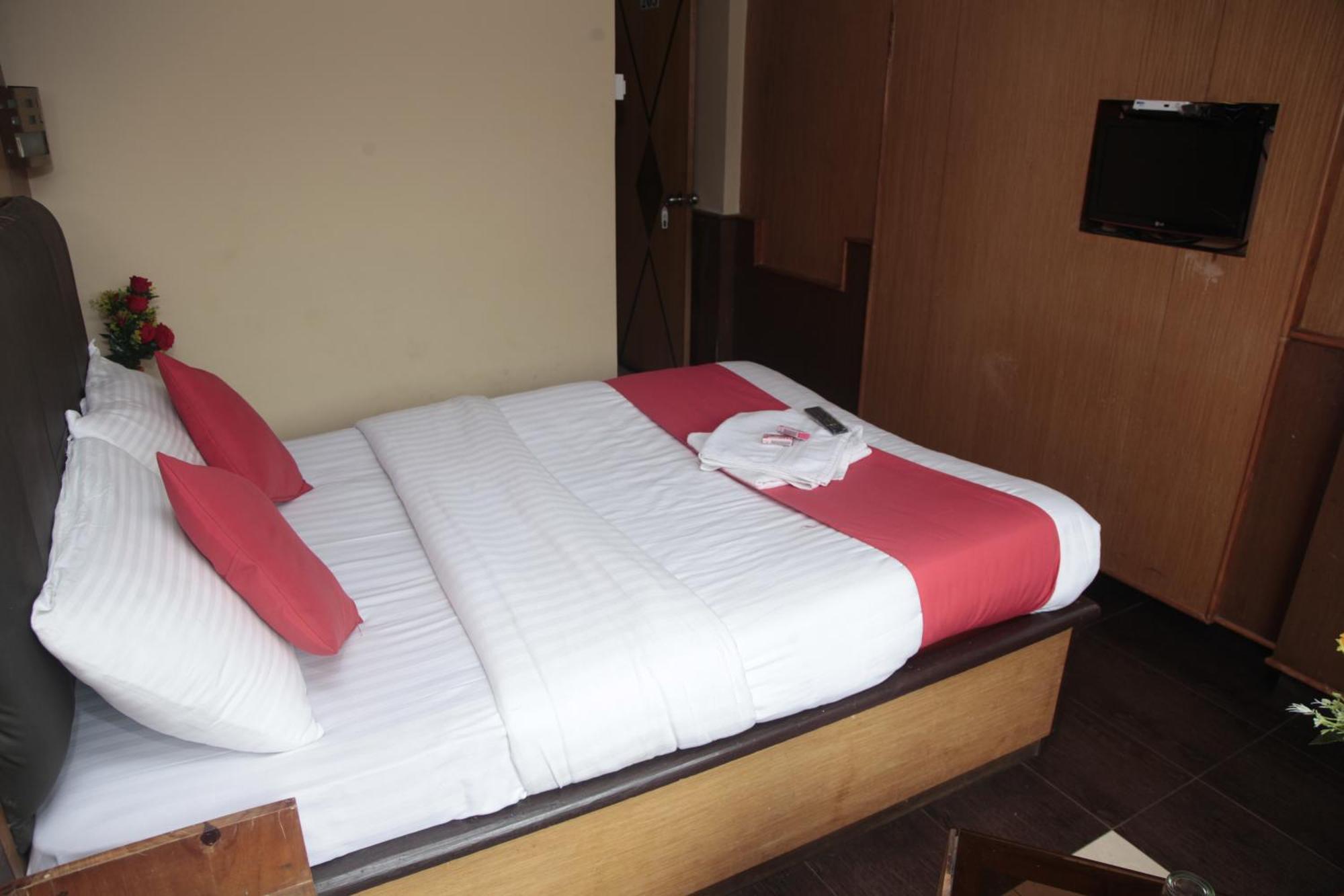 Hotel Shiv Shanthi Moorthi Hospitality