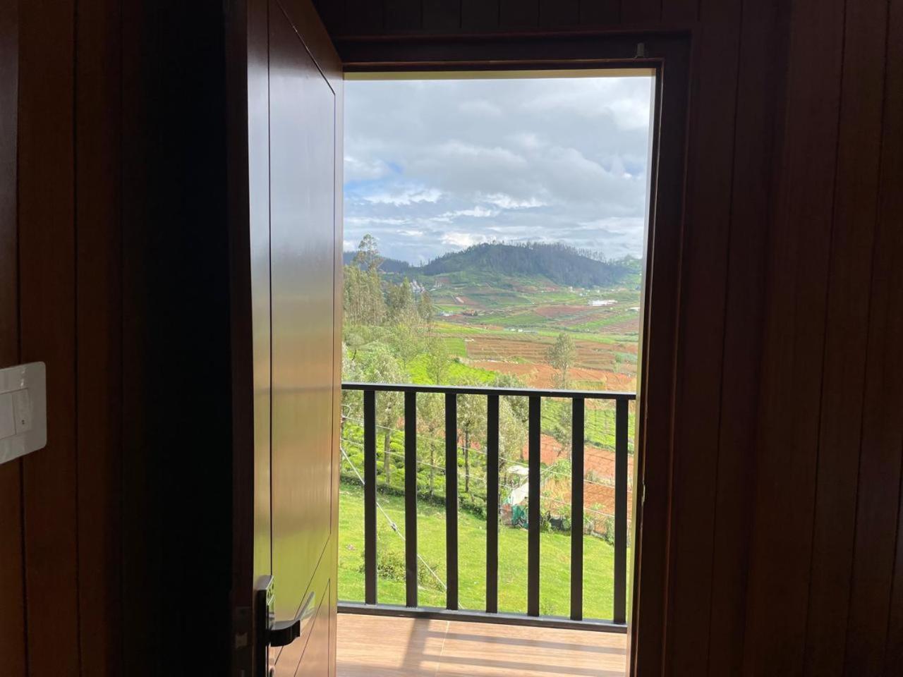 Love hotel Meadow View
