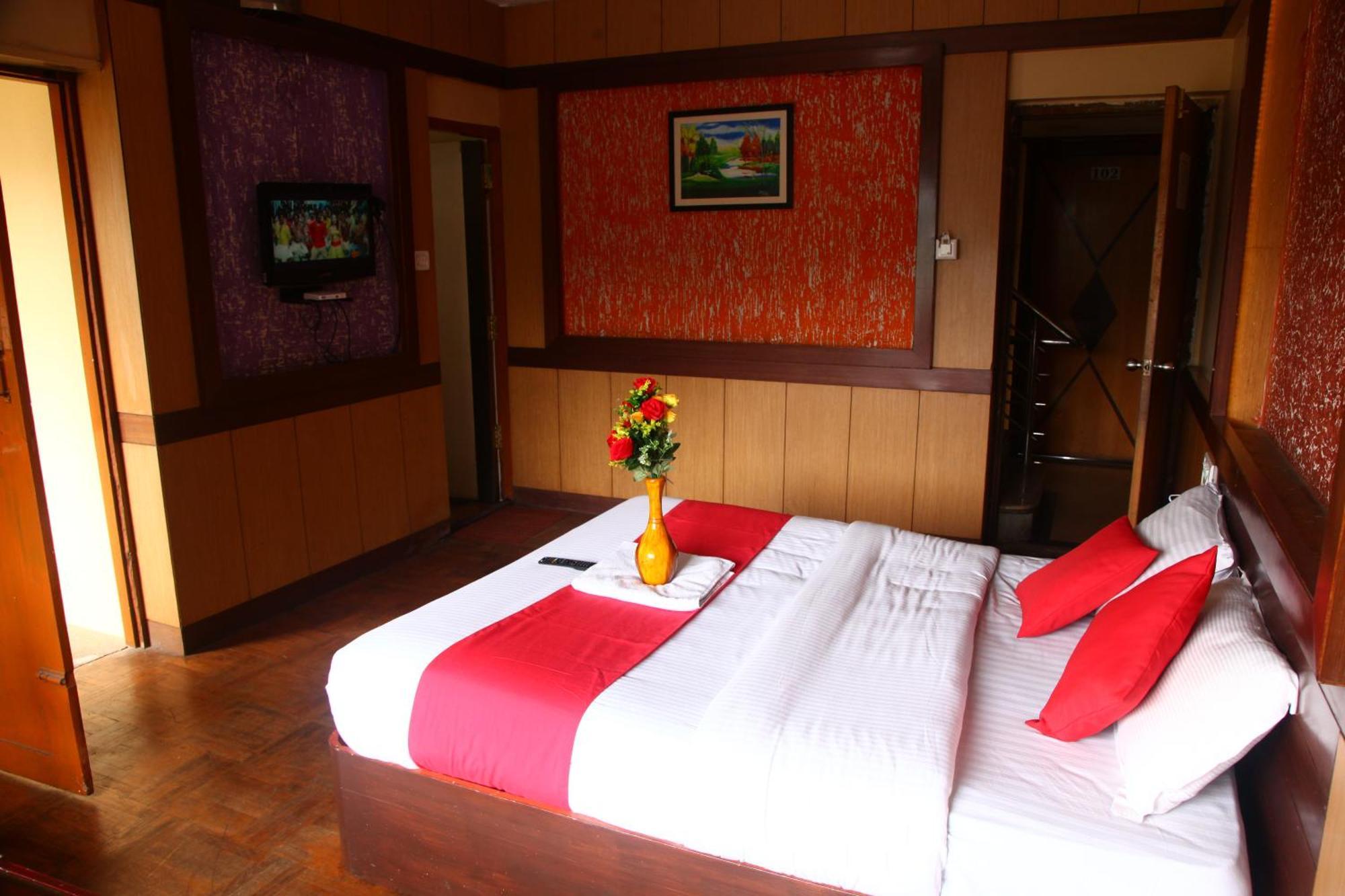 Shiv Shanthi Moorthi Hospitality