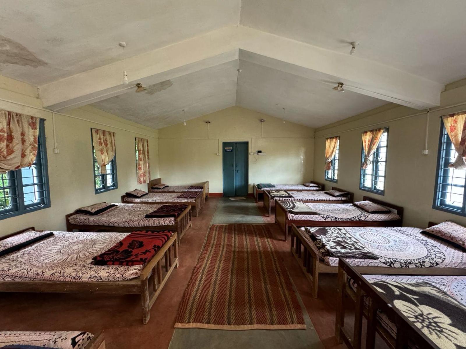 Smyna Lodge *