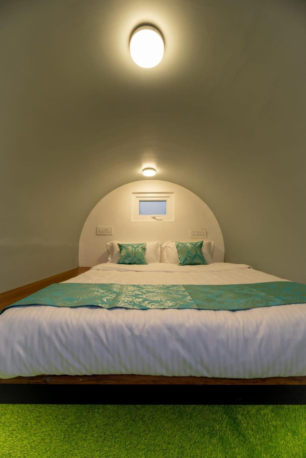 Aventura Fern Hill- Aala Luxury tent Ooty