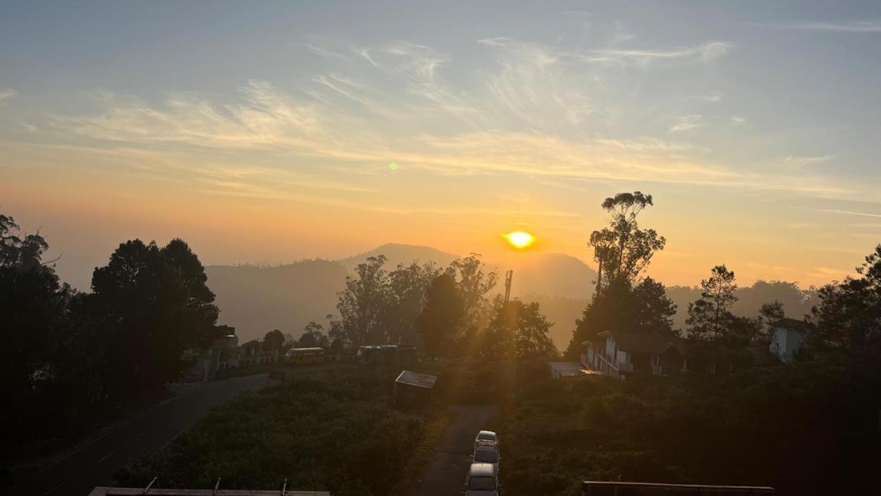 Vista Sunrise View