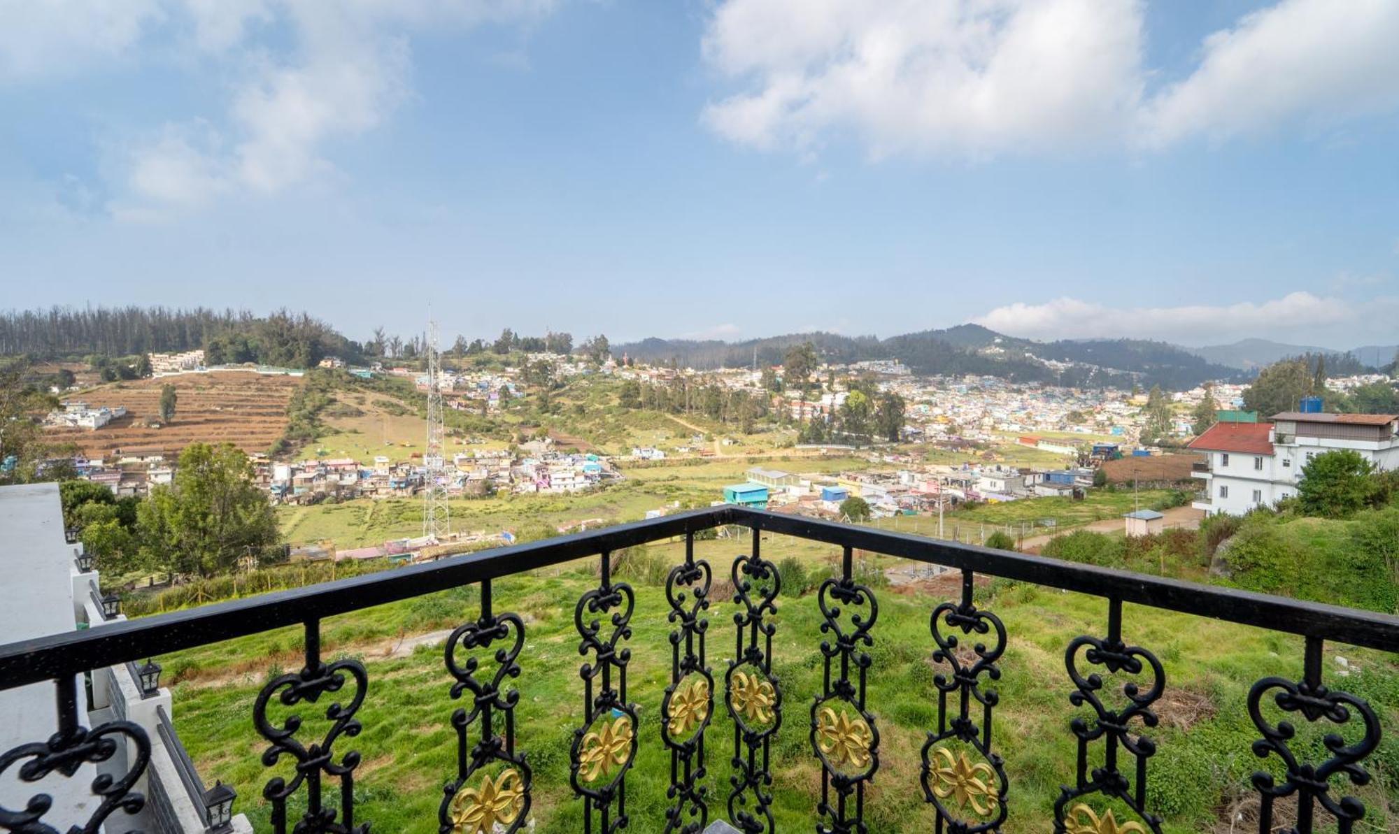 Hotel Treebo Skydale Premium Suites, 1500 Mtrs From Ooty