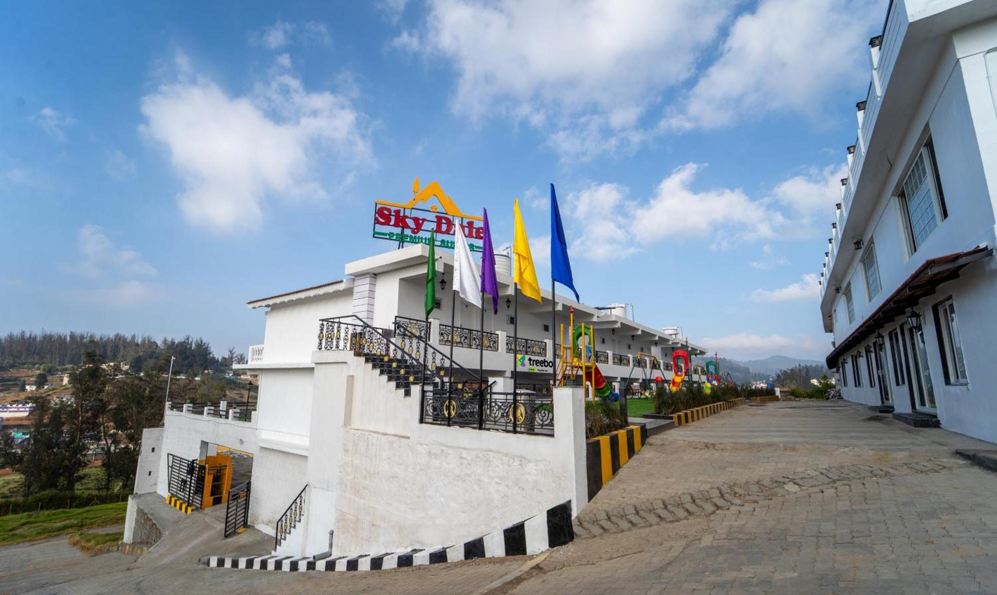 Hotel Treebo Skydale Premium Suites, 1500 Mtrs From