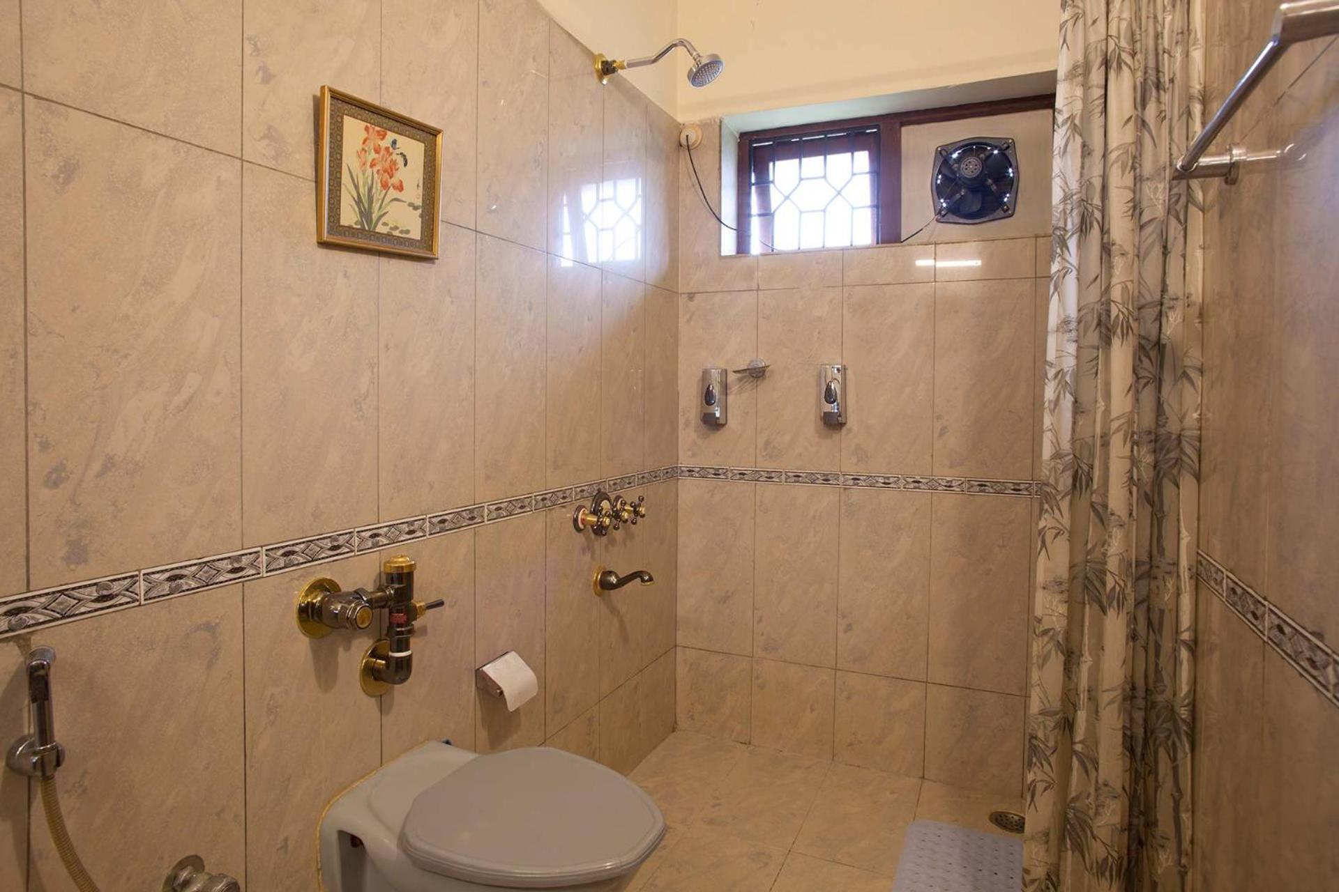 Away From - 2 - Ooty, Entire 4bhk