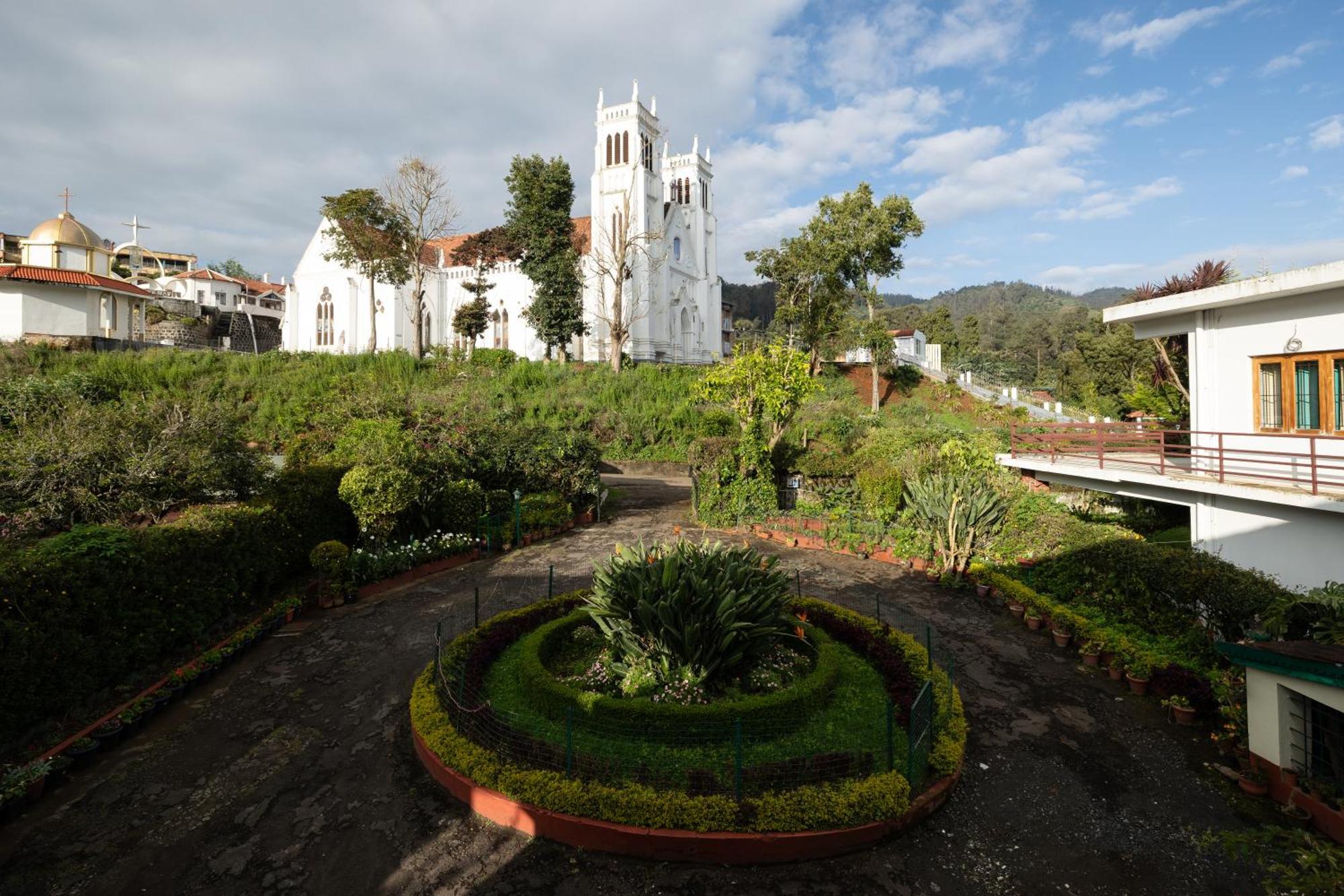 Colonels * Ooty