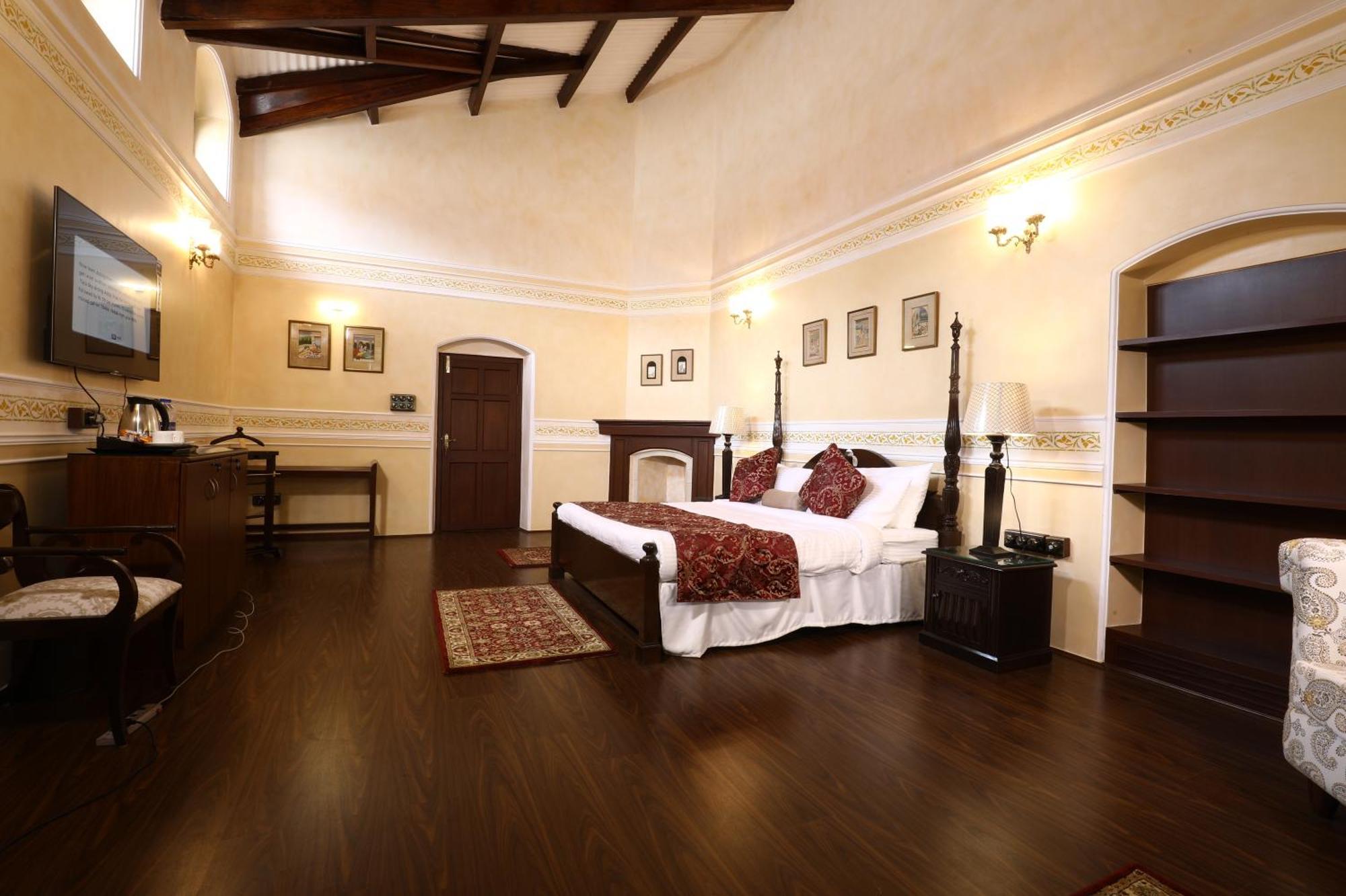 7 Bhk Luxury Heritage - Rock