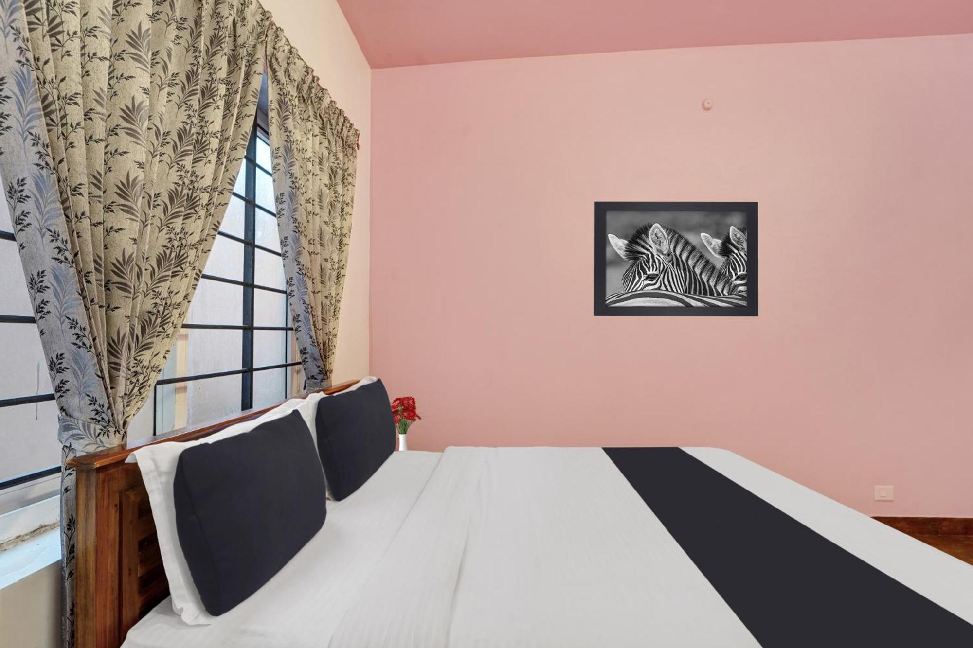 Super O Near Rose Garden Guest house 4*