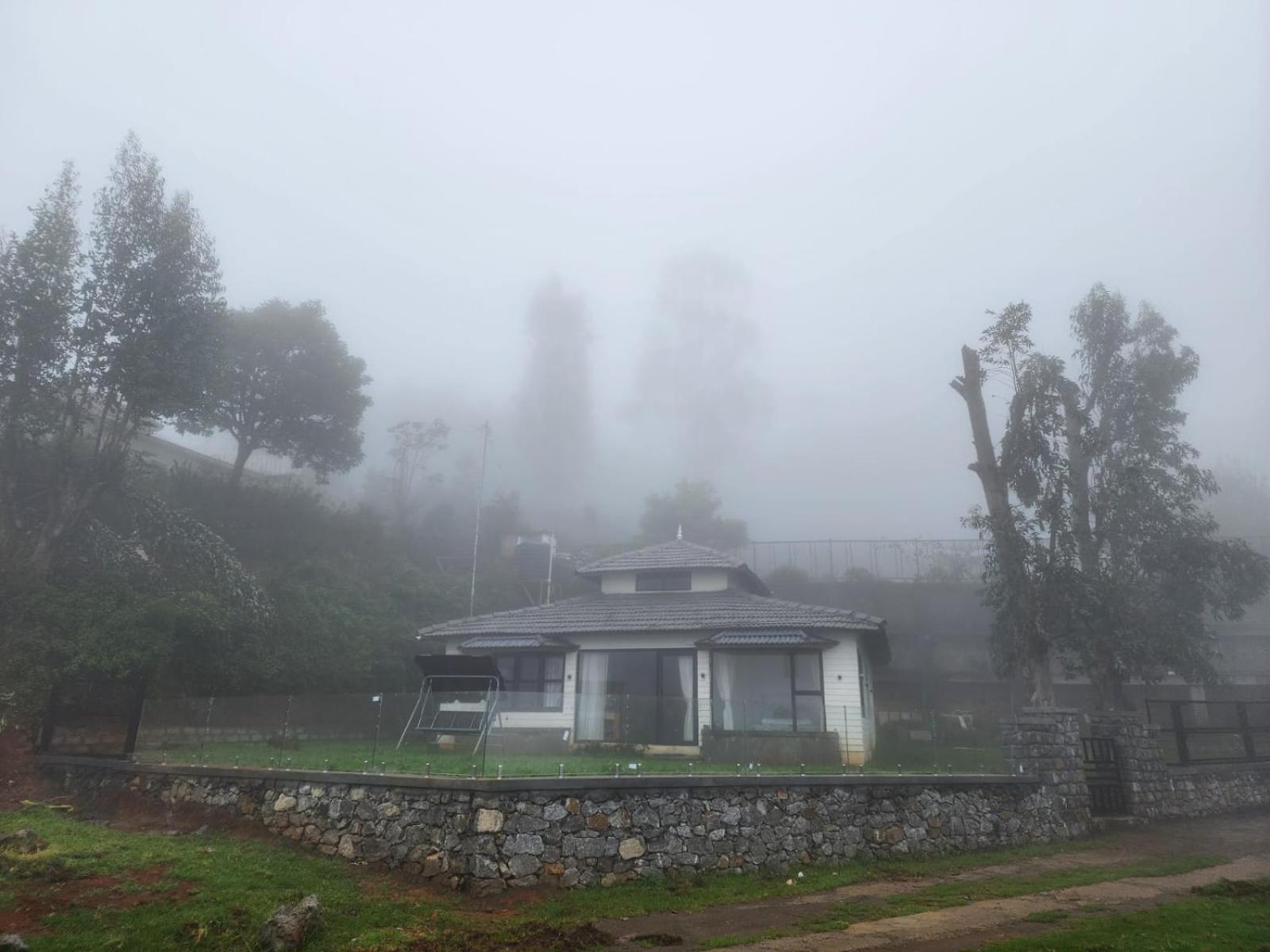 Songs Of The Nilgiris * Ooty