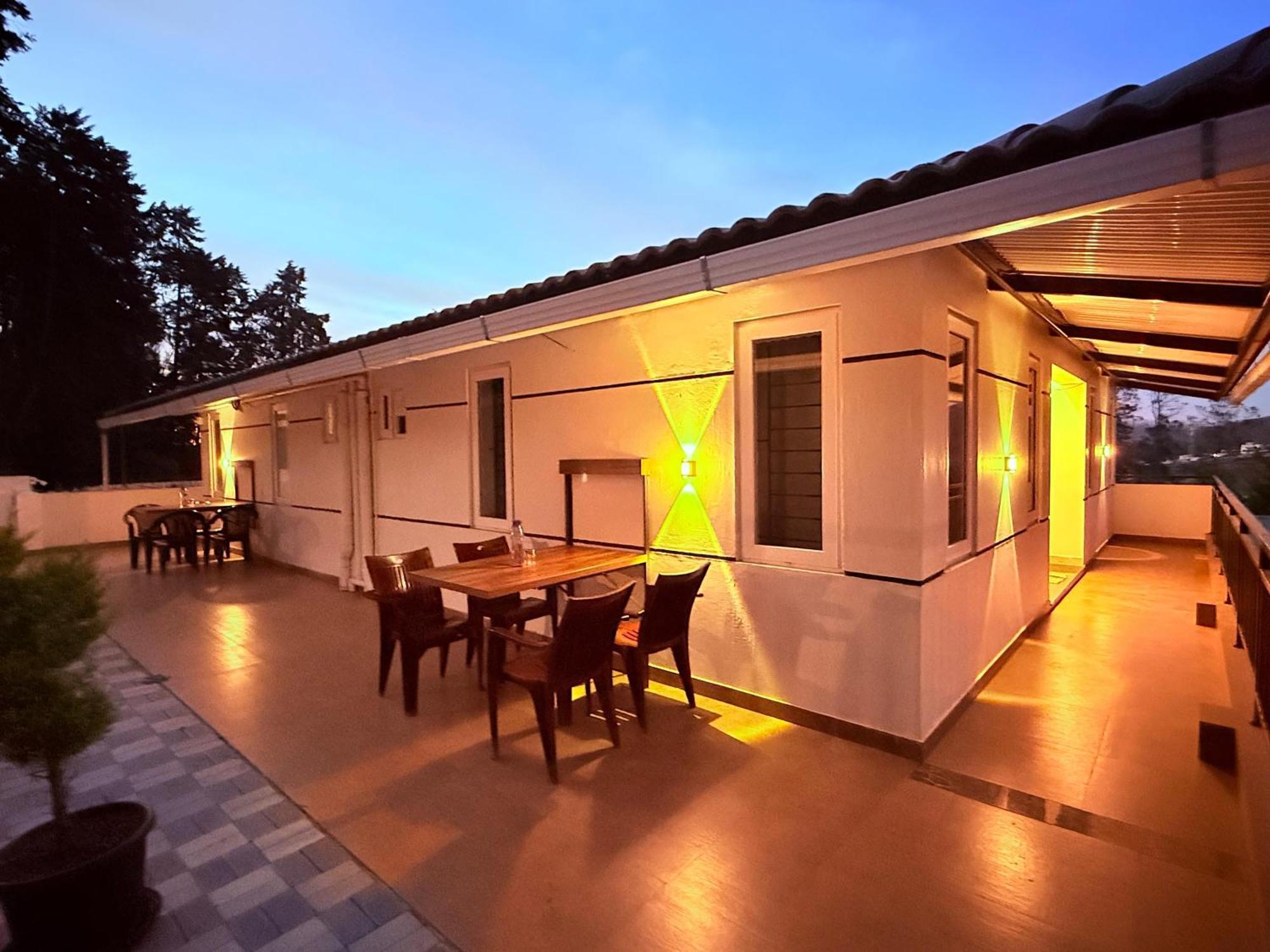 Stellar Homes Apartment *