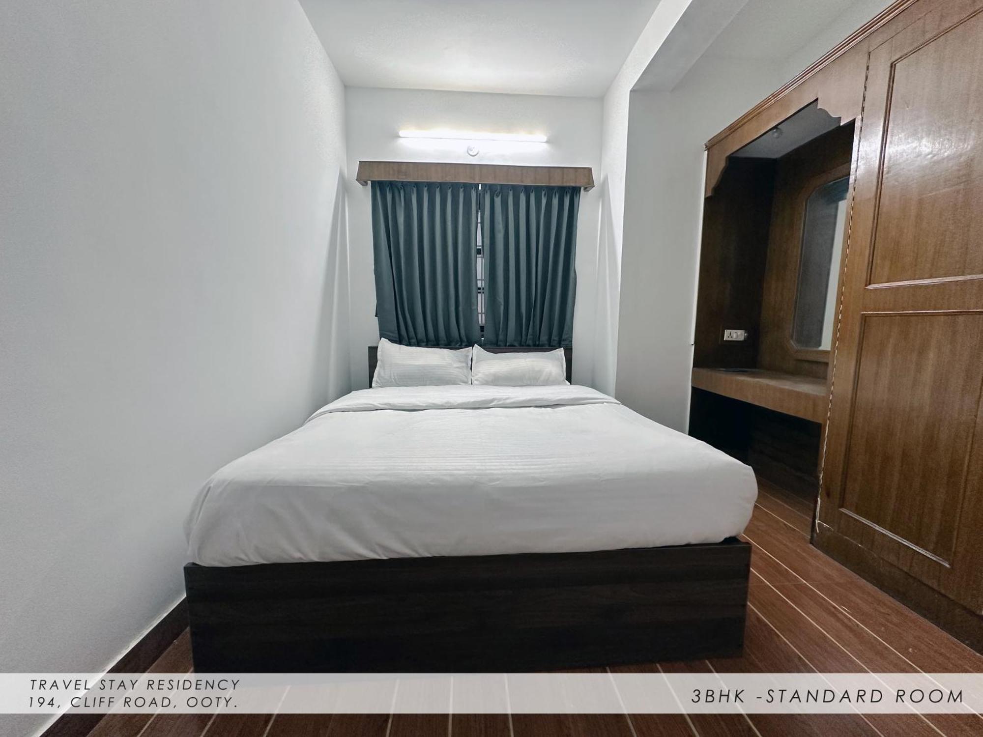Travel & Bed & Breakfast *