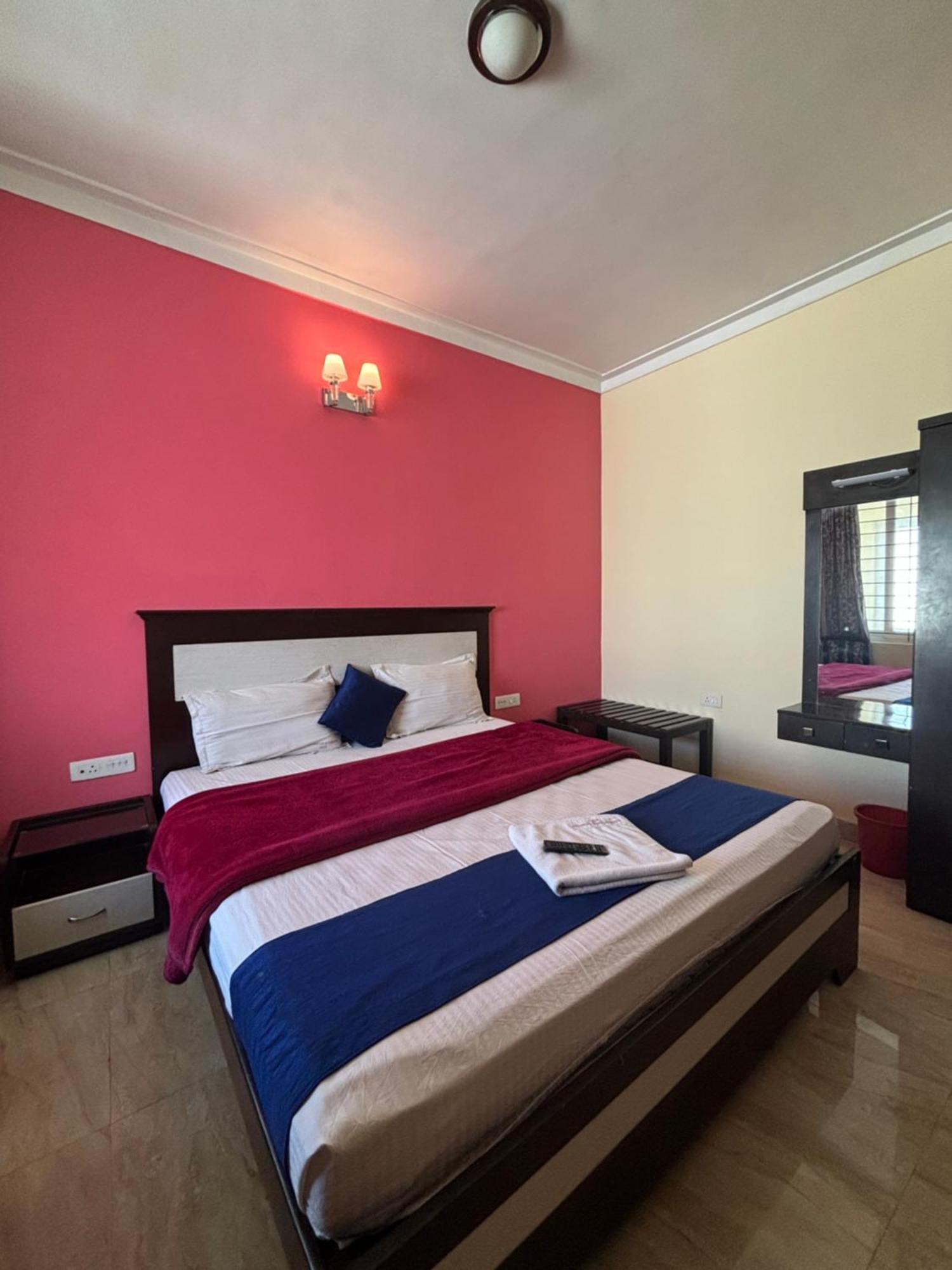 Hotel Golden Larch Comfort Ooty