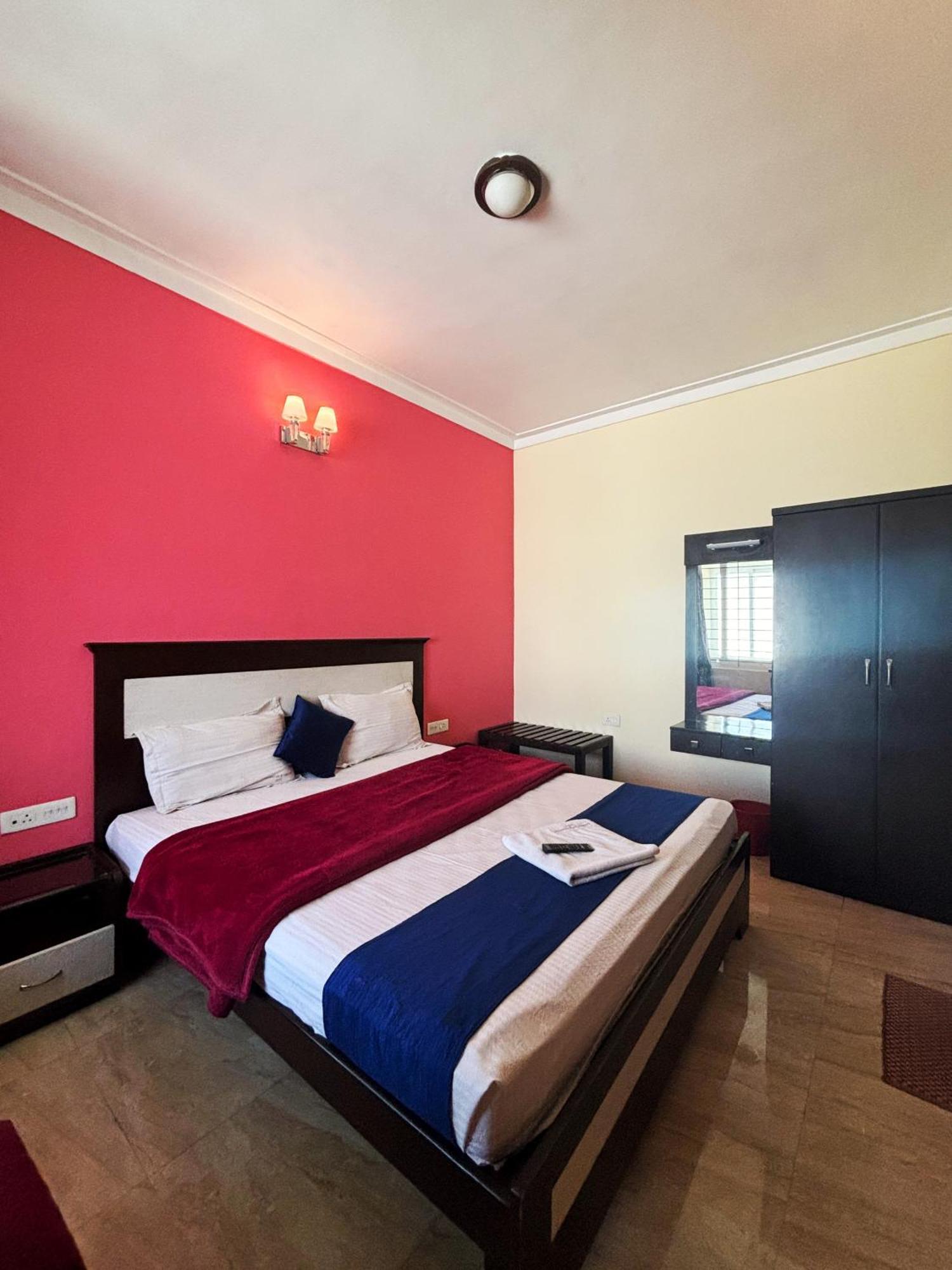 Hotel Golden Larch Comfort Ooty