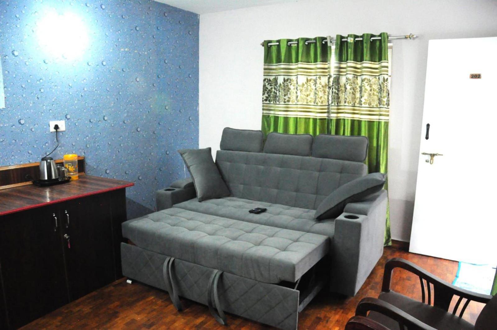Rk White Castle Apartment