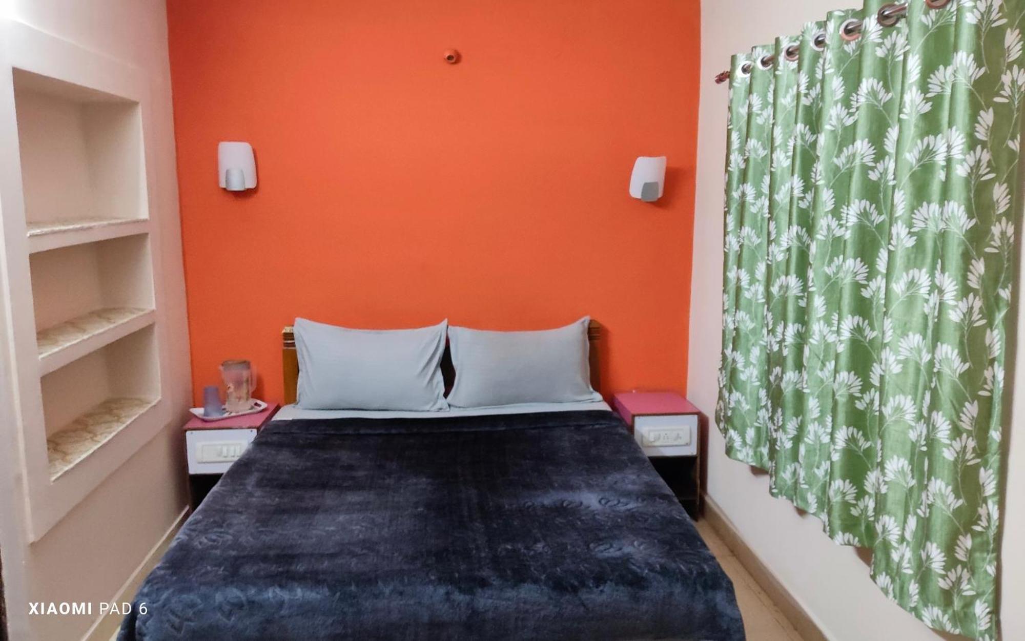 Pleasant Days & Balan Groups Hotel *