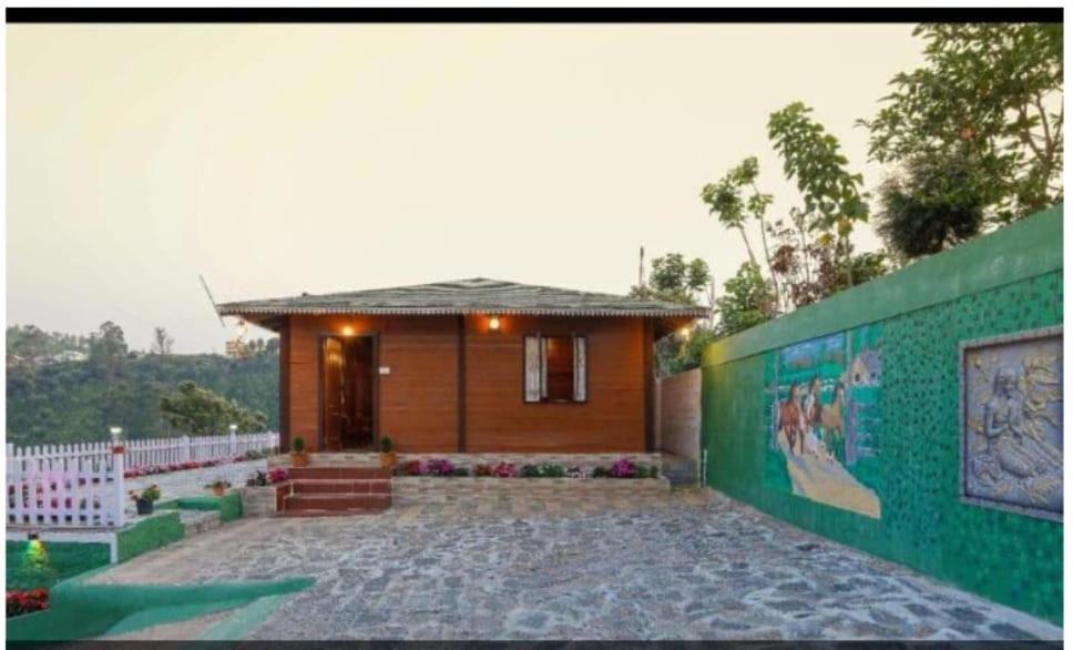 Apartment Sandy Eco Woodhouse - 2 Bhk *