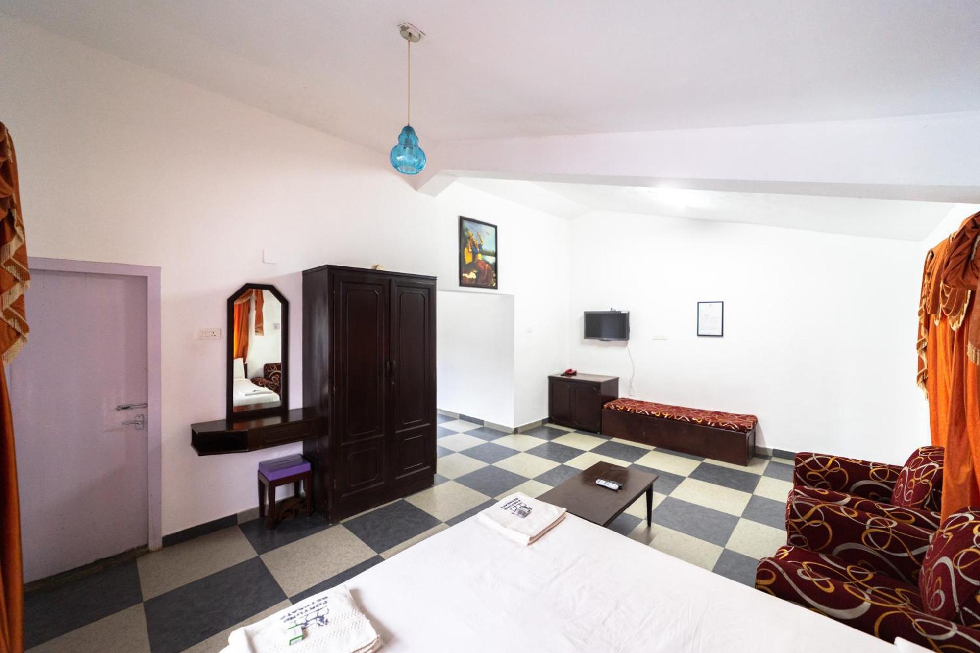 Fortune Retreats Resort 3*