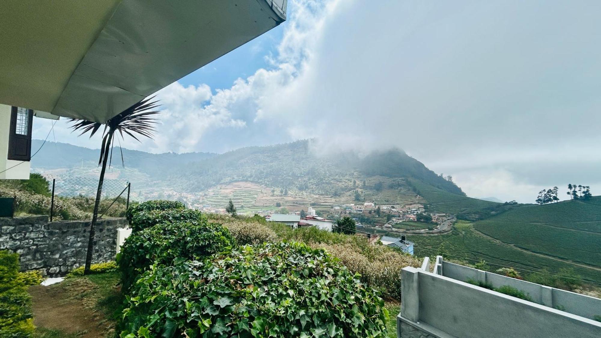 Homestay Away From - 1 - In Ooty,
