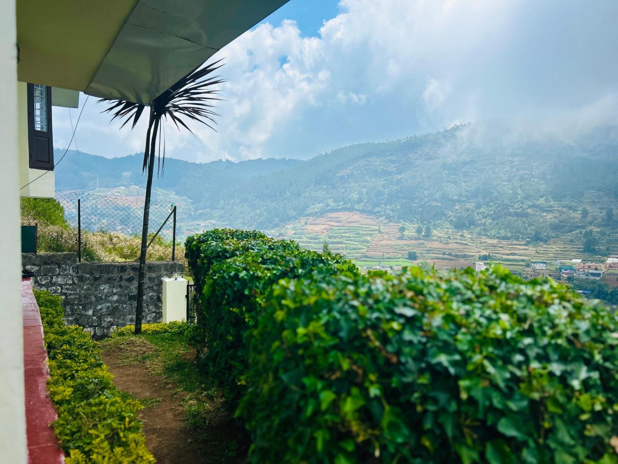 Homestay Away From - 1 - In Ooty, Ooty