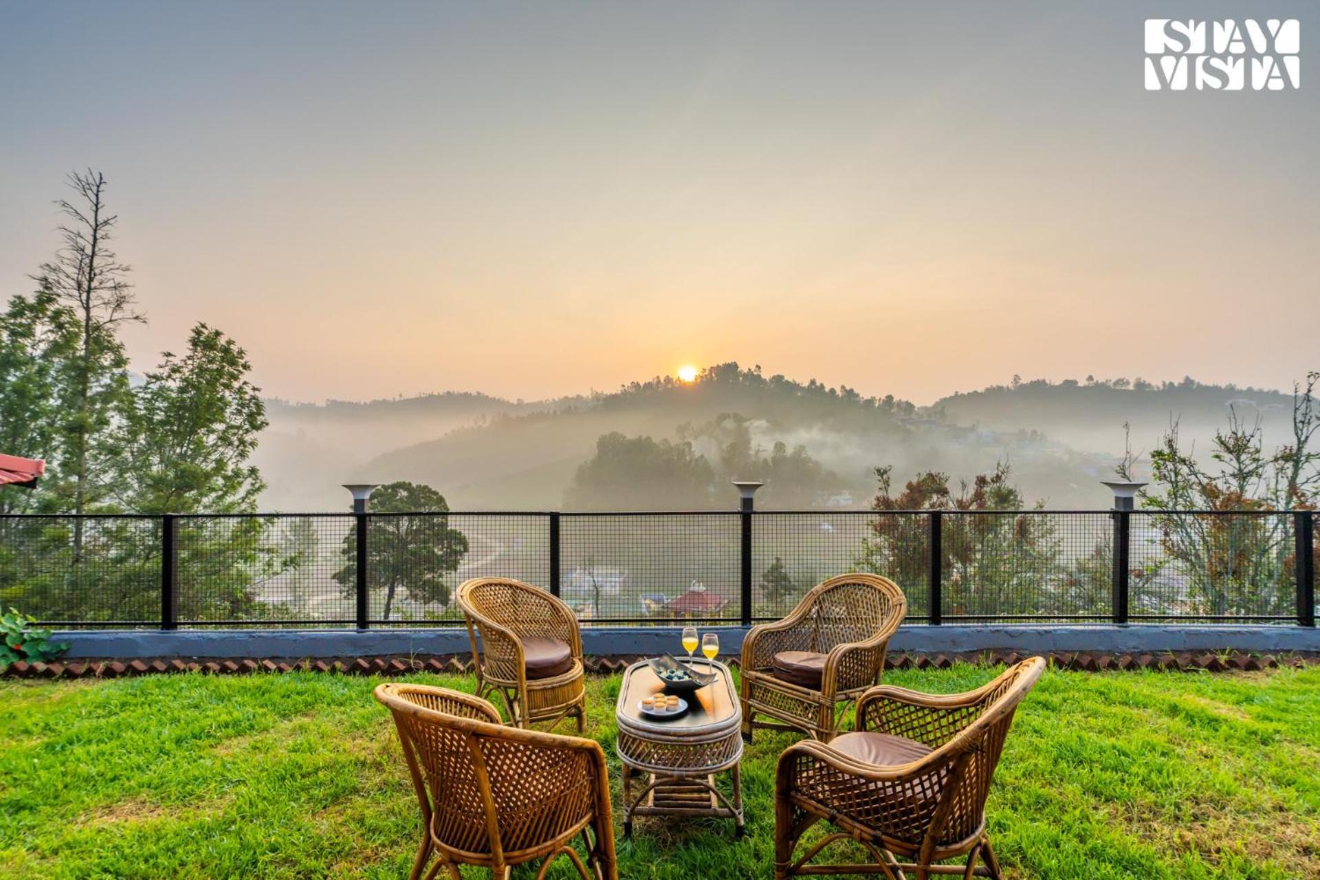 Stayvista At Valley Whispers With Bbq & Bonfire Villa *