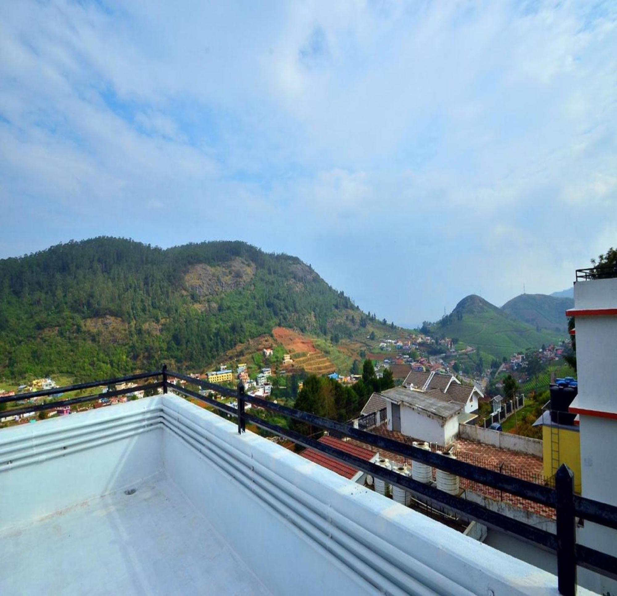 Hotel Estay Tiger Hills