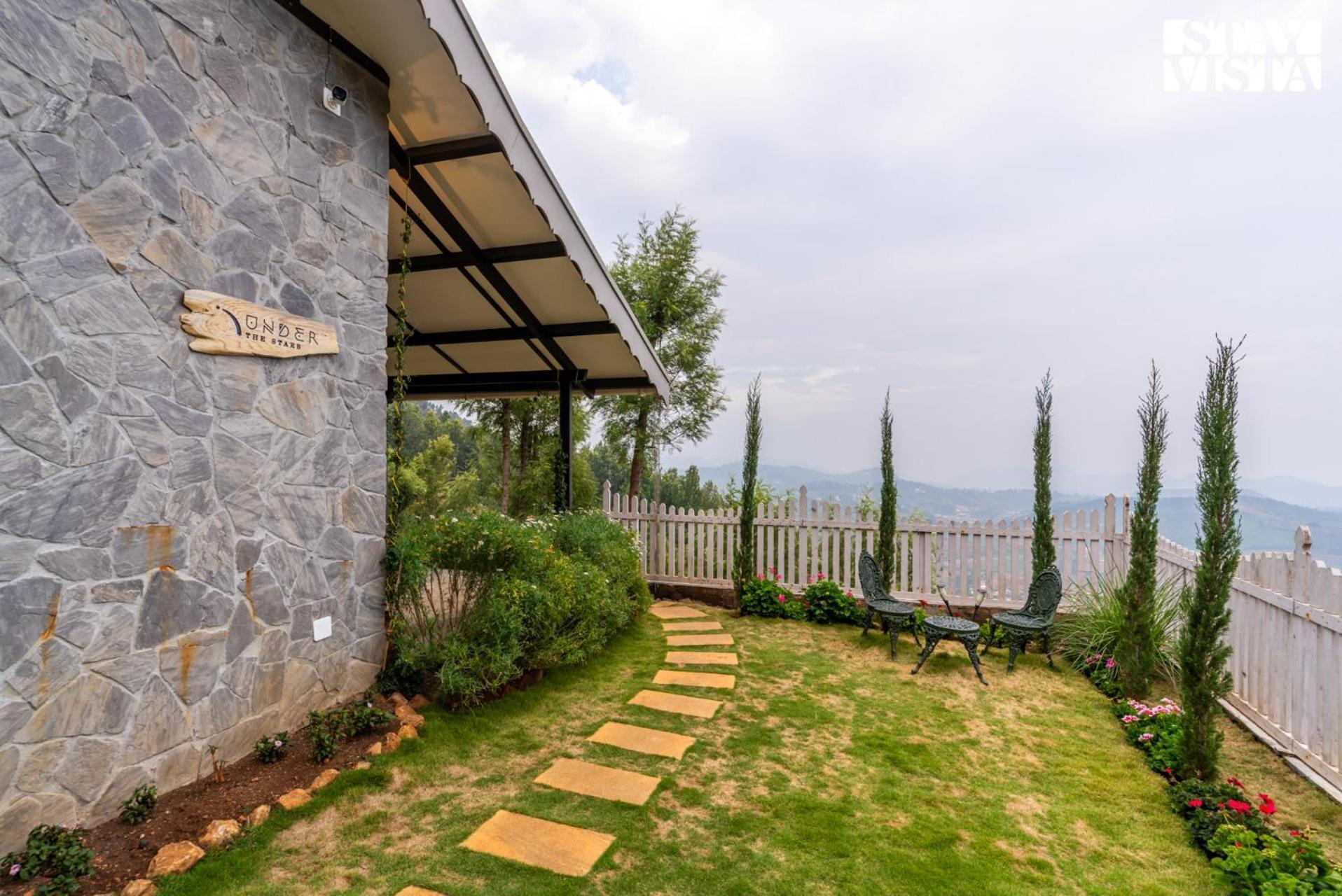 Stayvista At Under The Stars Lovedale Villa Ooty